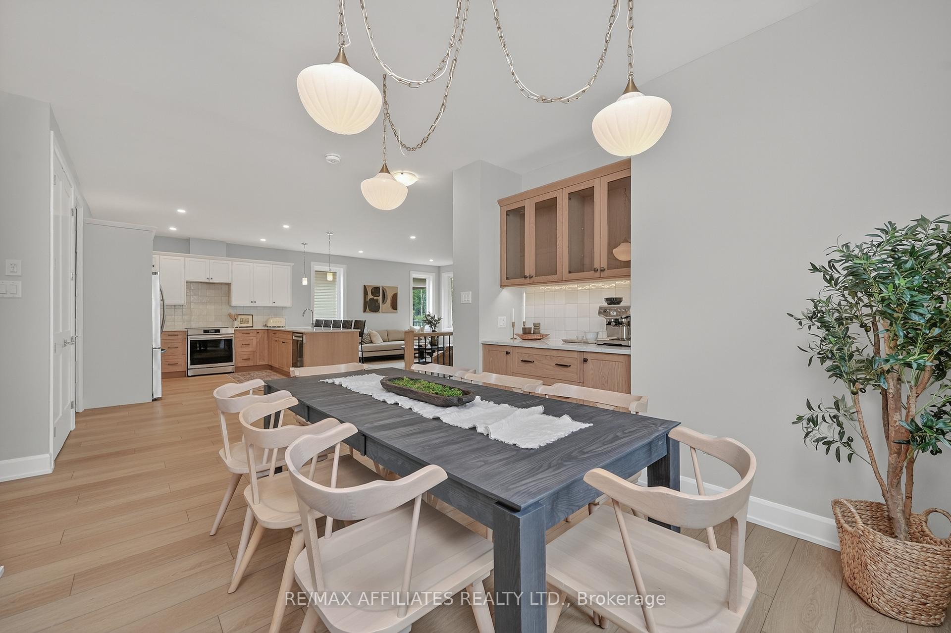 Photo 18 of 105 Rabb Street, Smiths Falls — HOMEH