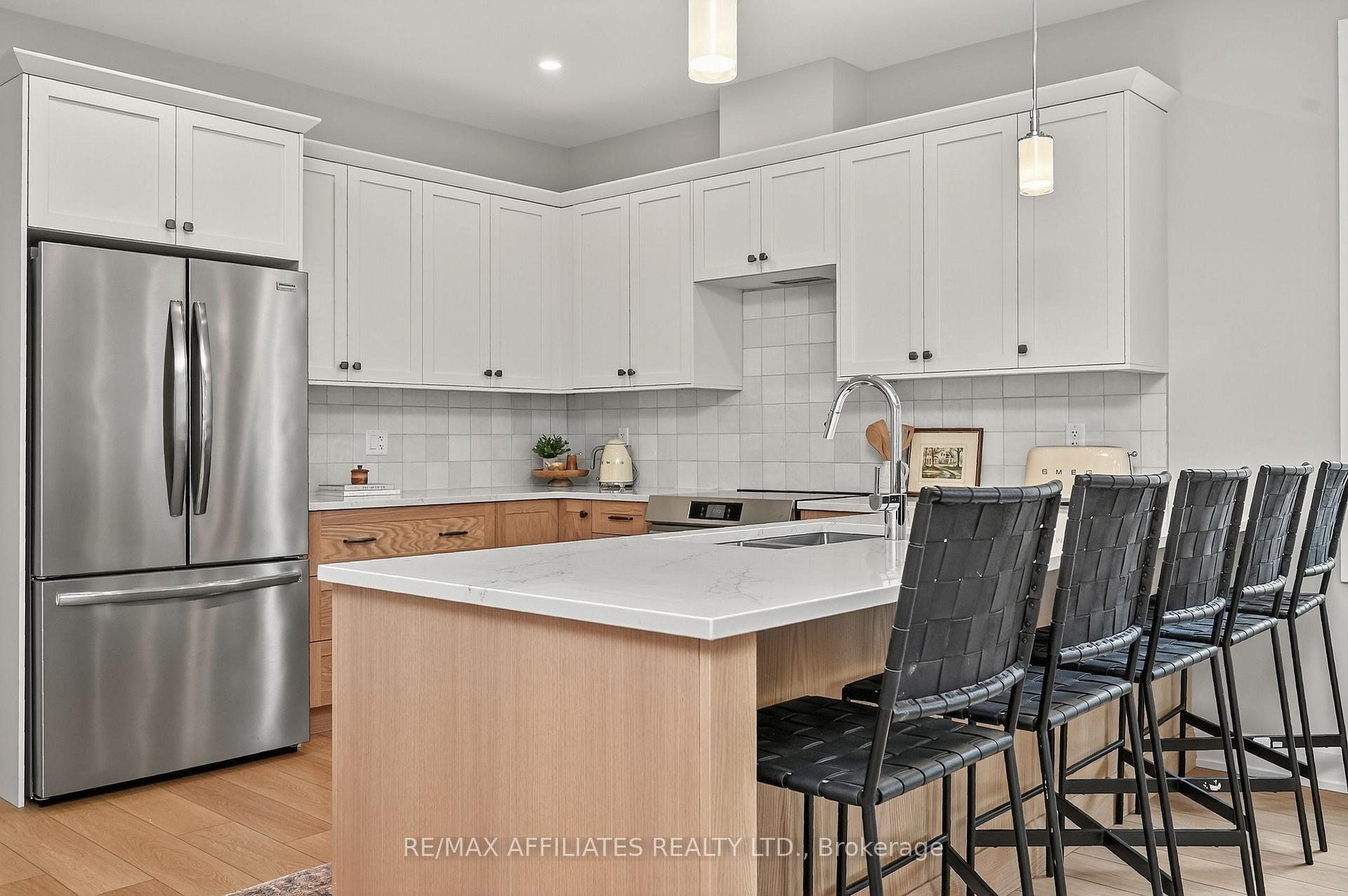 Photo 23 of 105 Rabb Street, Smiths Falls — HOMEH