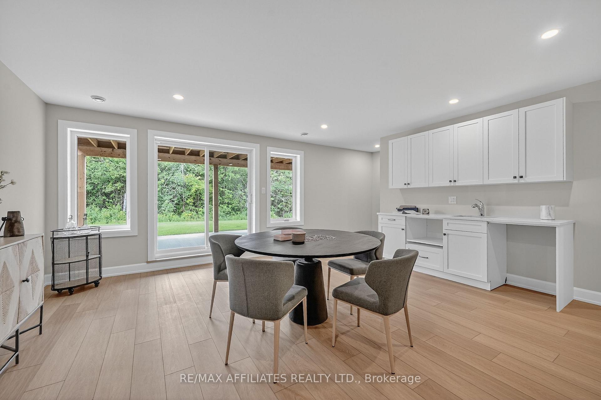 Photo 36 of 105 Rabb Street, Smiths Falls — HOMEH