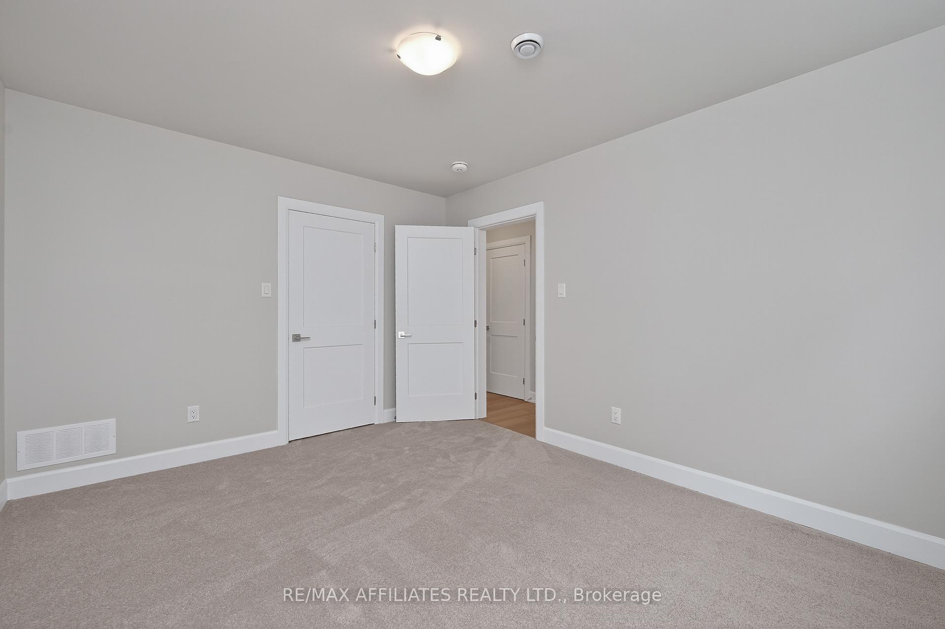 Photo 39 of 105 Rabb Street, Smiths Falls — HOMEH