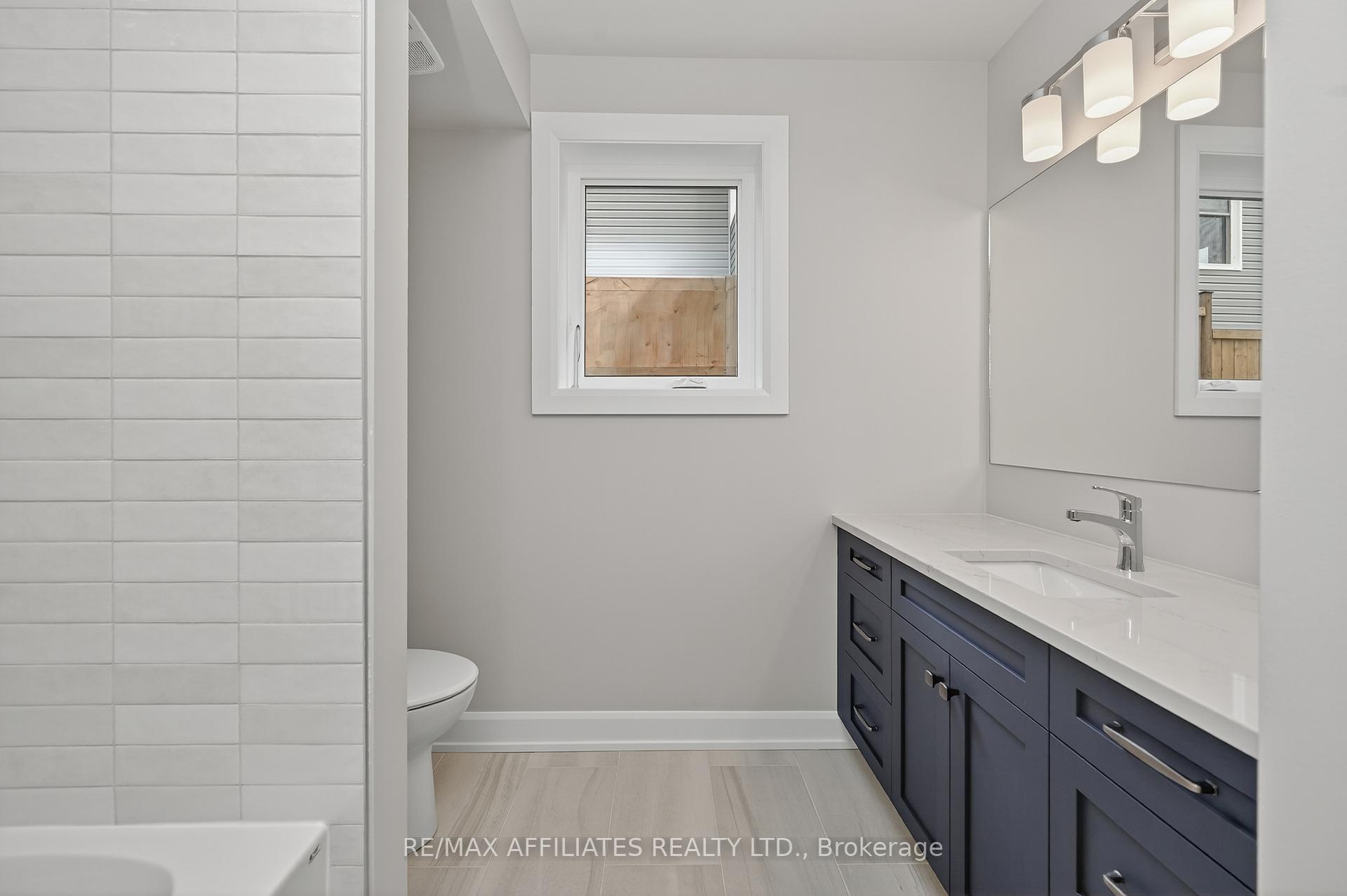 Photo 44 of 105 Rabb Street, Smiths Falls — HOMEH