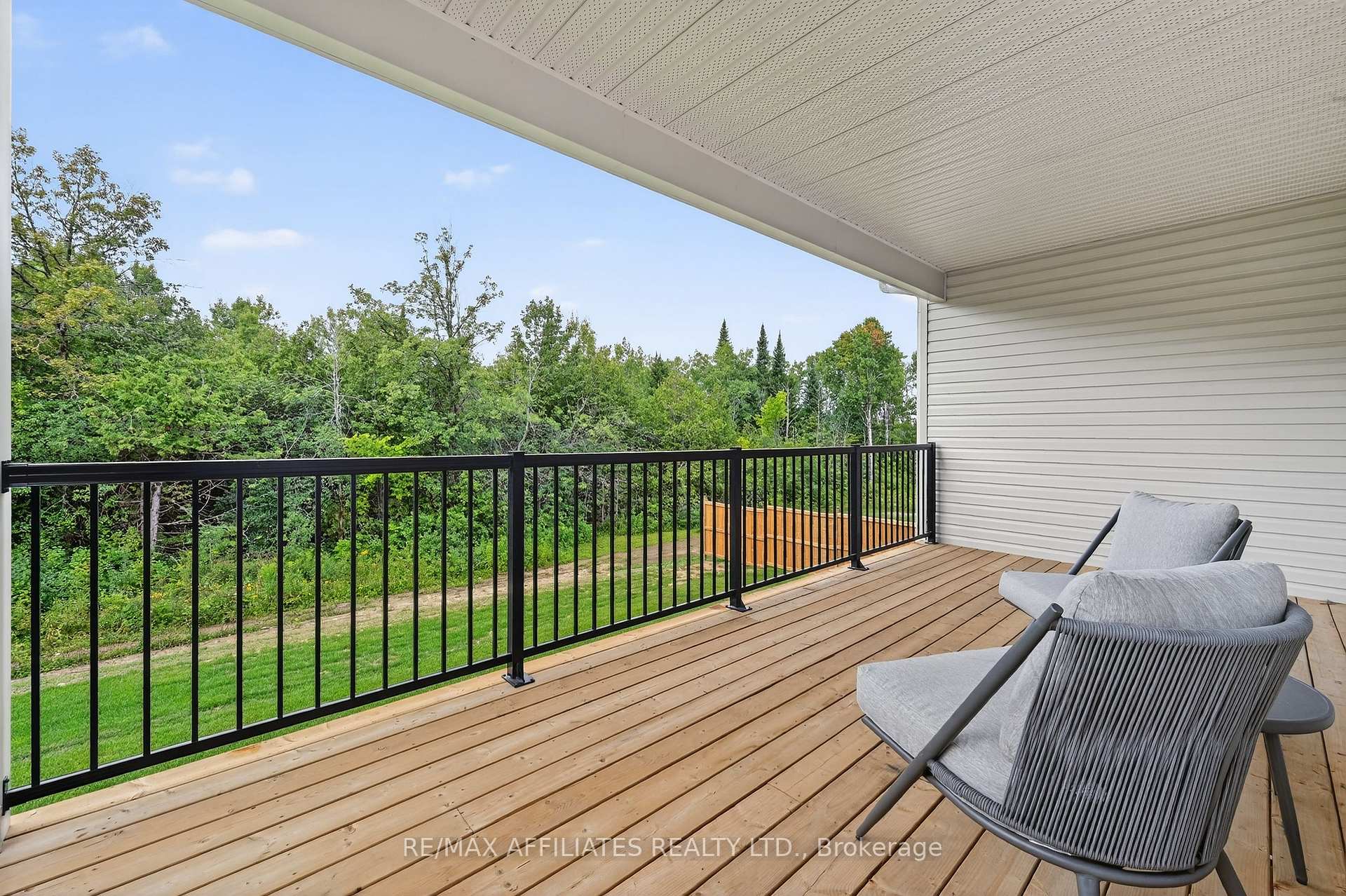 Photo 47 of 105 Rabb Street, Smiths Falls — HOMEH