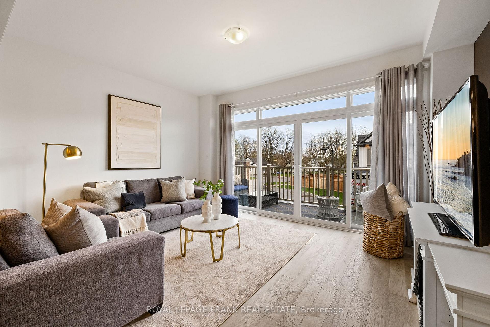Photo 19 of 11 Shand Lane, Scugog, Port Perry — HOMEH