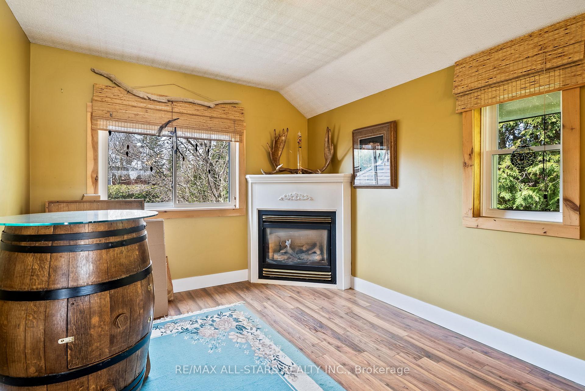 Photo 31 of 23 Park Street, Scugog, Rural Scugog — HOMEH