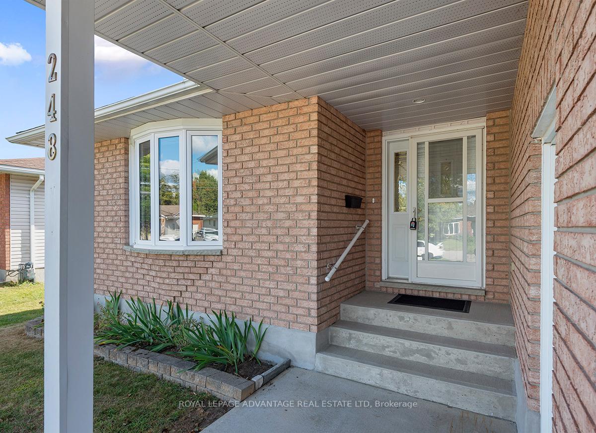 Photo 16 of 248 Glenwood Crescent, Smiths Falls — HOMEH