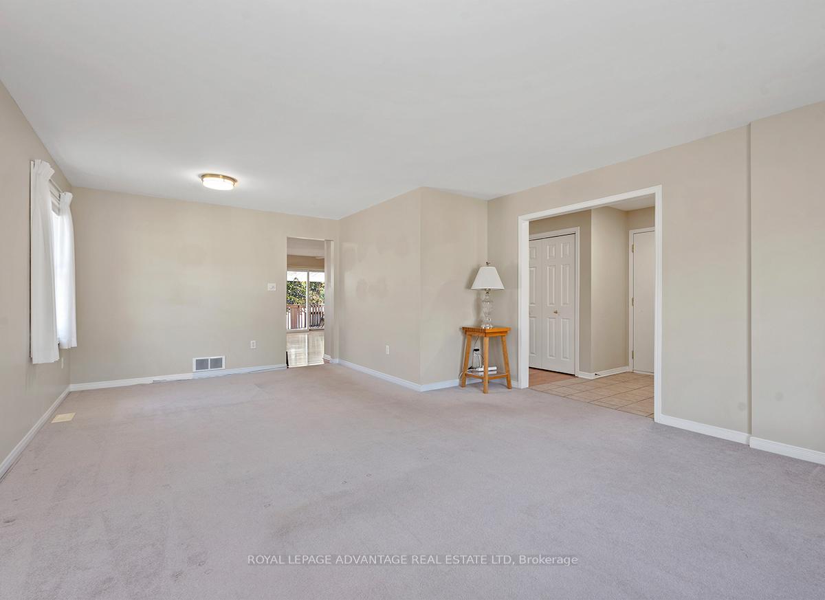 Photo 20 of 248 Glenwood Crescent, Smiths Falls — HOMEH