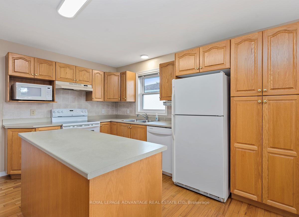 Photo 23 of 248 Glenwood Crescent, Smiths Falls — HOMEH