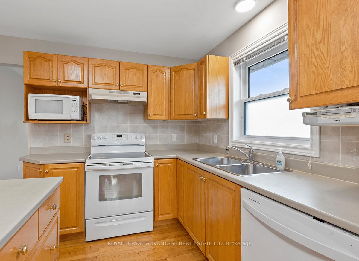 Photo 24 of 248 Glenwood Crescent, Smiths Falls — HOMEH