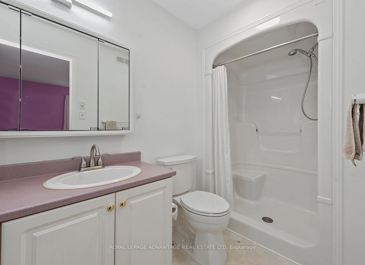 Photo 32 of 248 Glenwood Crescent, Smiths Falls — HOMEH