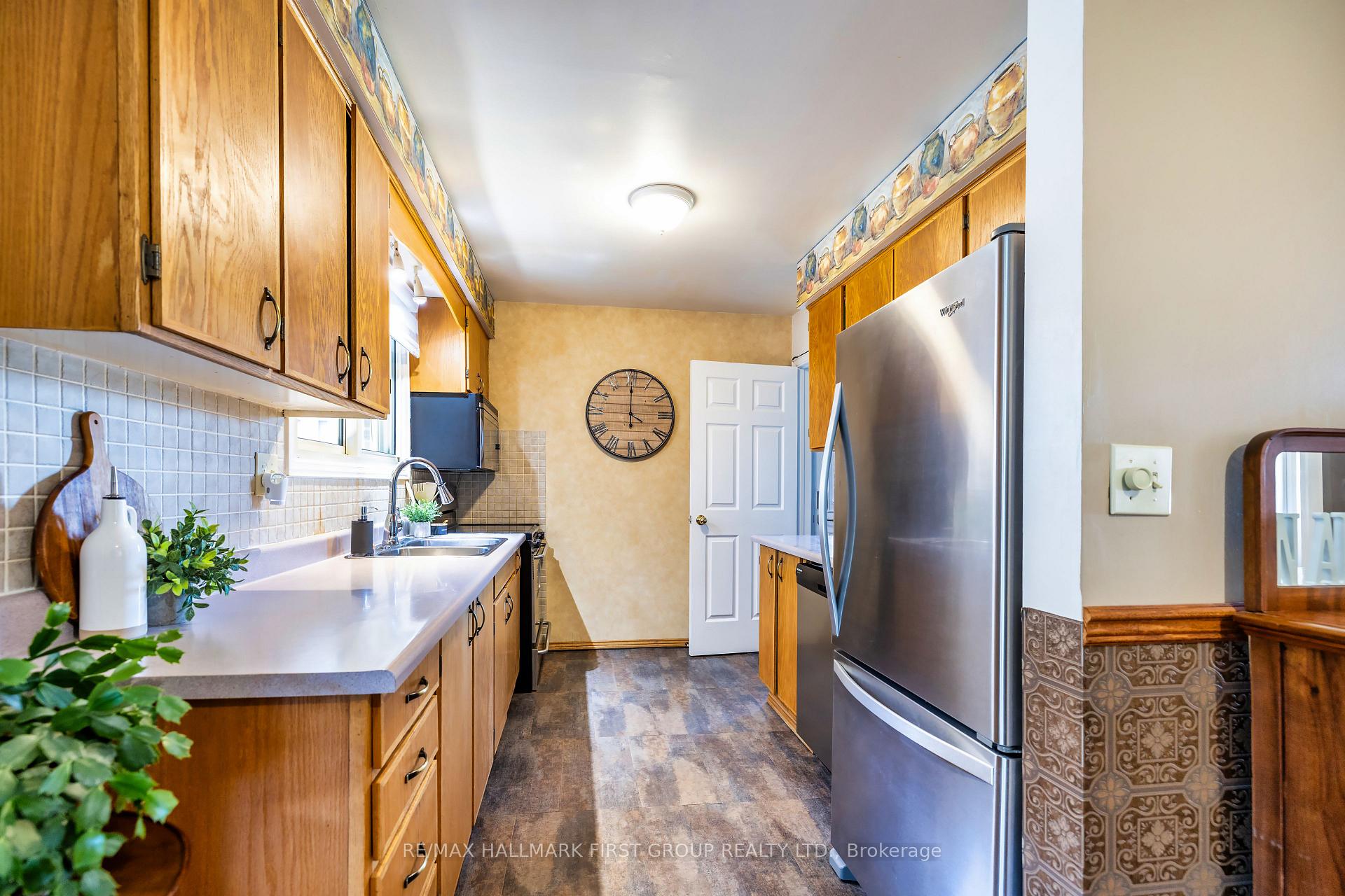 Photo 7 of 94 Caleb Street, Scugog, Port Perry — HOMEH