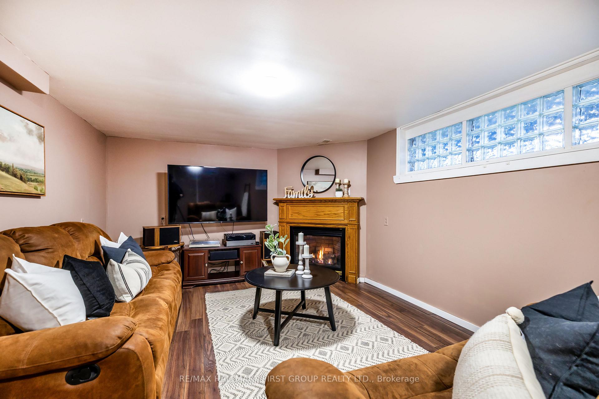 Photo 17 of 94 Caleb Street, Scugog, Port Perry — HOMEH