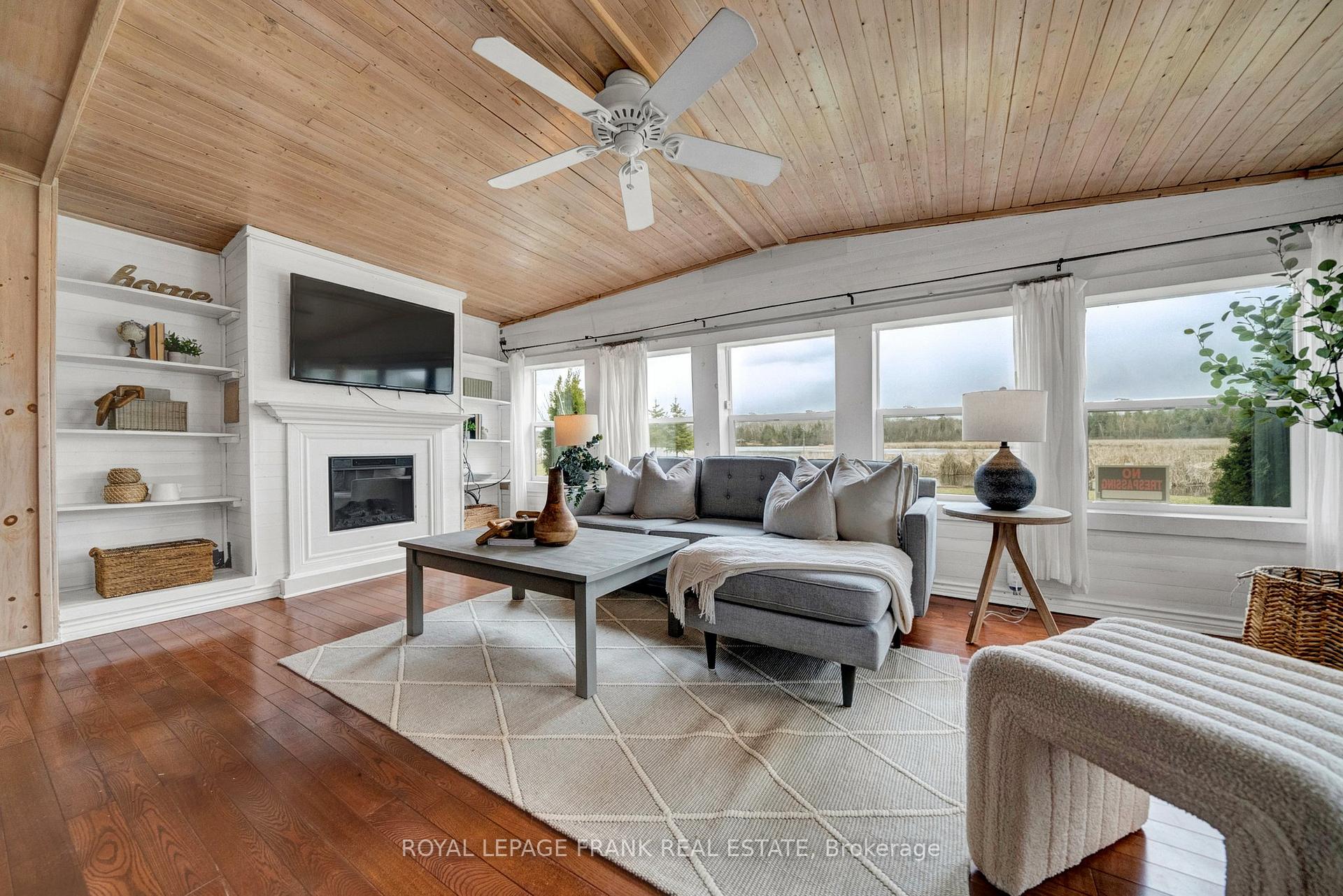 Photo 8 of 61 Armstrong Avenue, Scugog, Rural Scugog — HOMEH