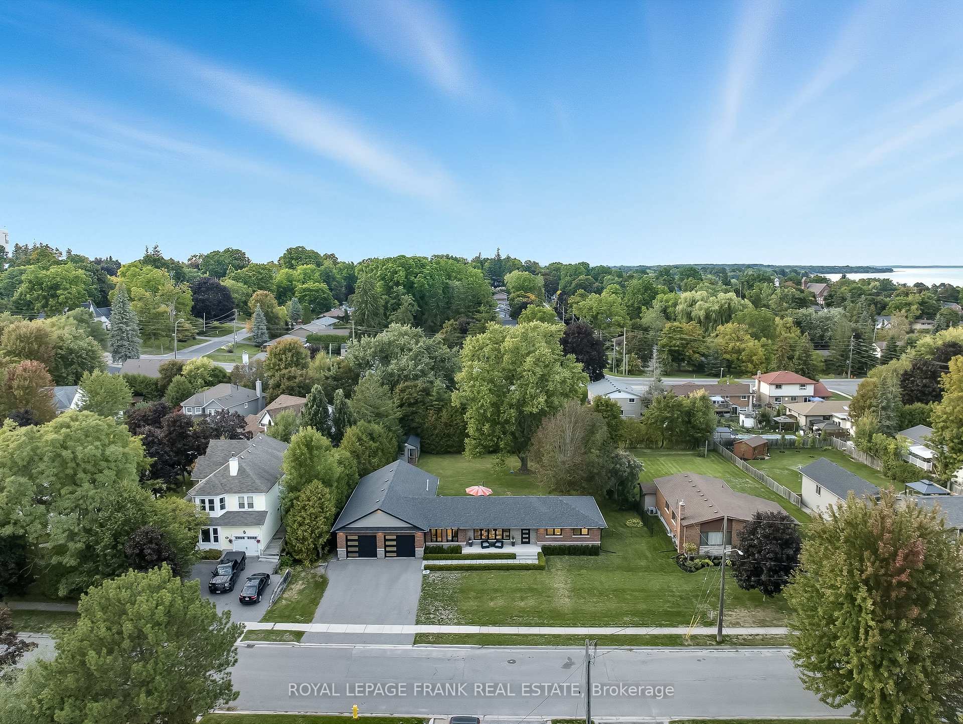 Photo 4 of 393 Lorne Street, Scugog, Port Perry — HOMEH