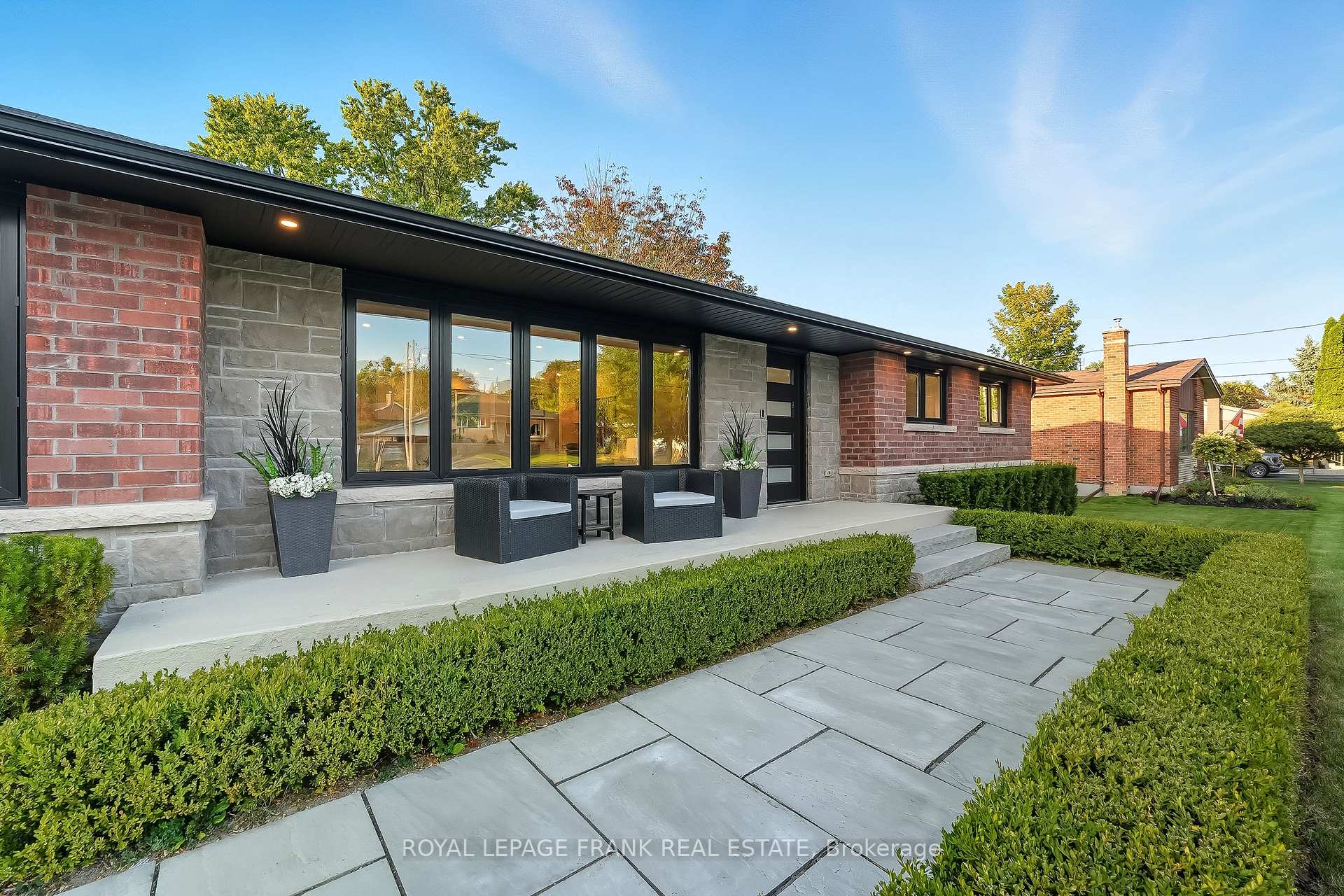 Photo 9 of 393 Lorne Street, Scugog, Port Perry — HOMEH
