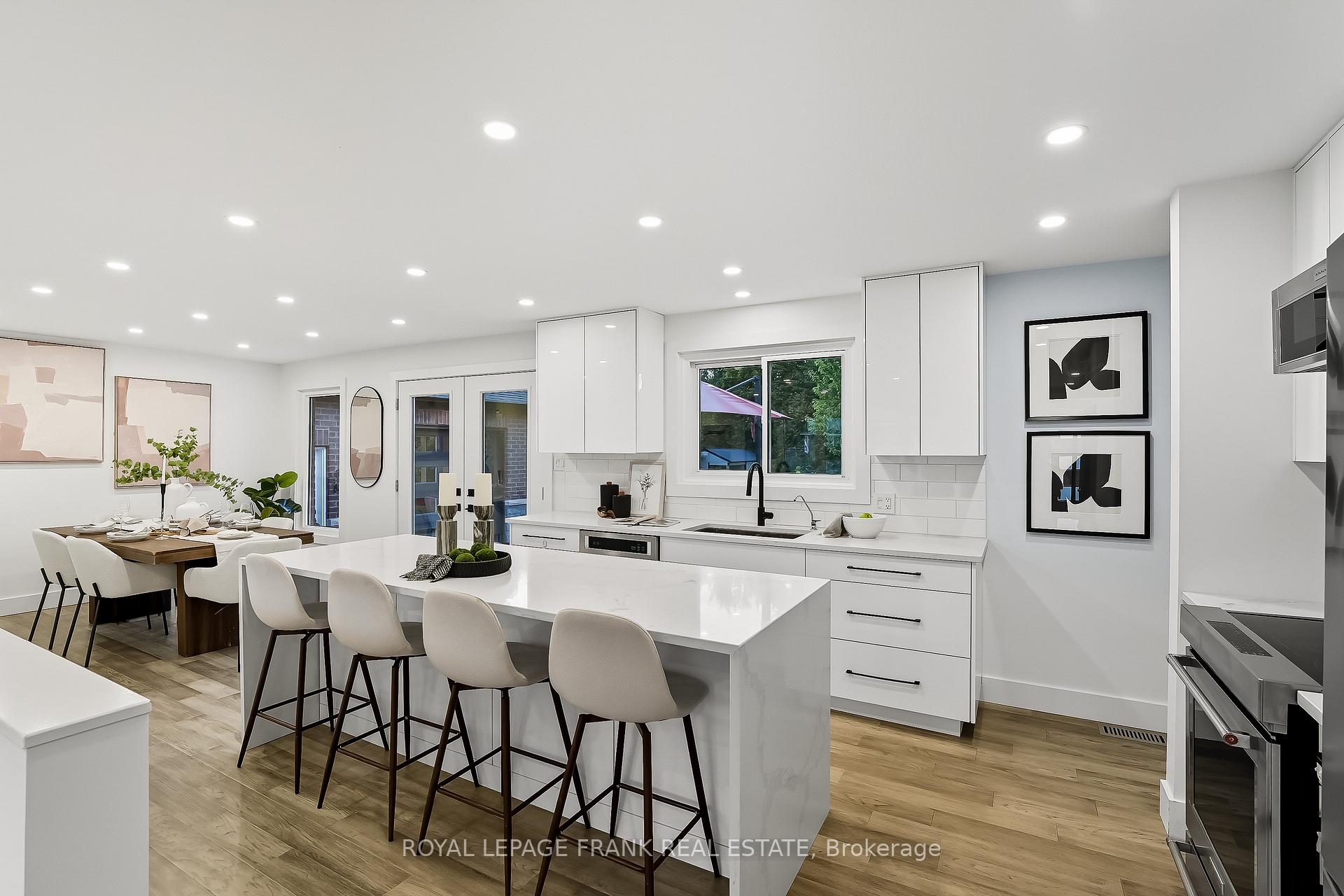 Photo 13 of 393 Lorne Street, Scugog, Port Perry — HOMEH