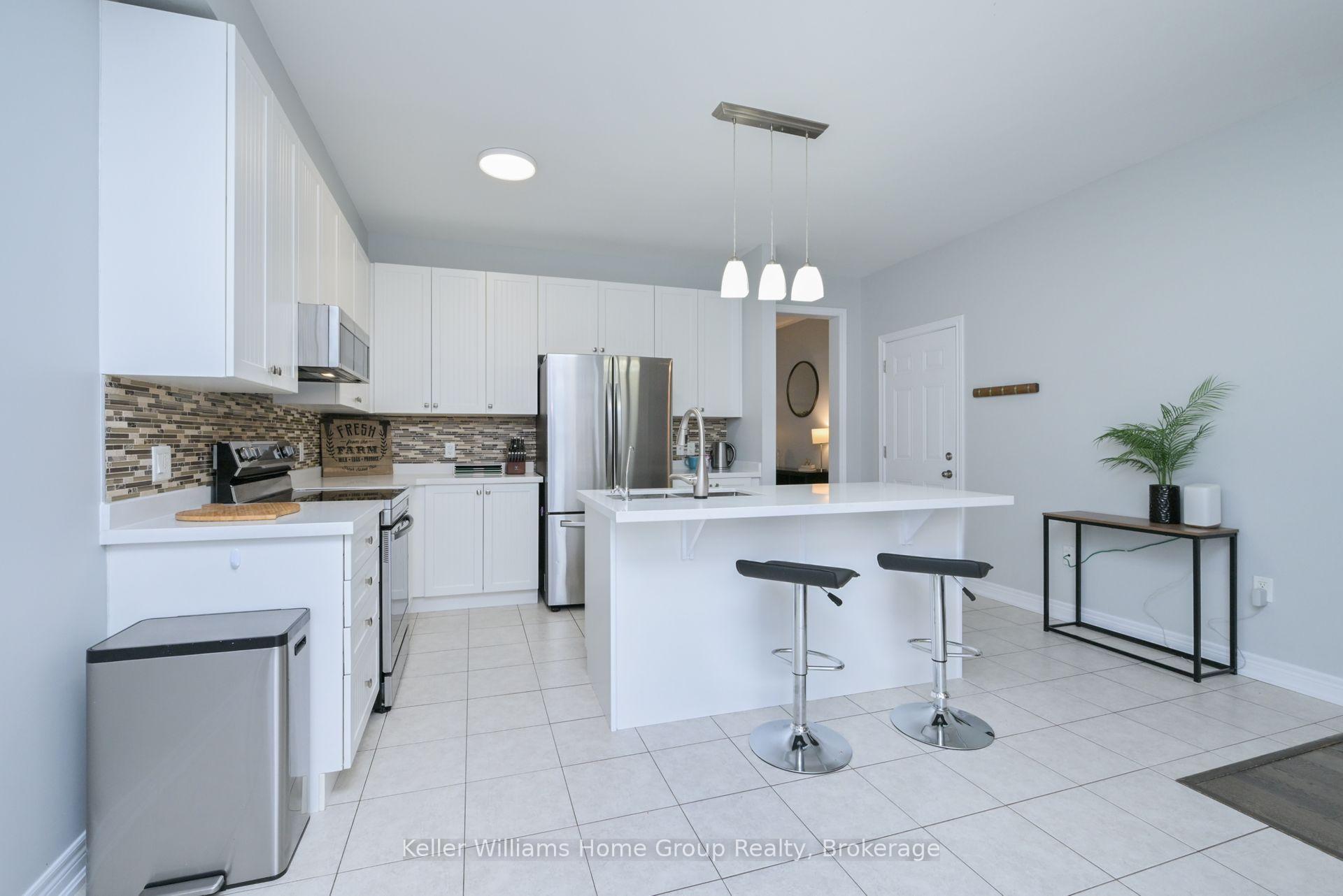 Photo 3 of 656 Armstrong Road, Shelburne — HOMEH