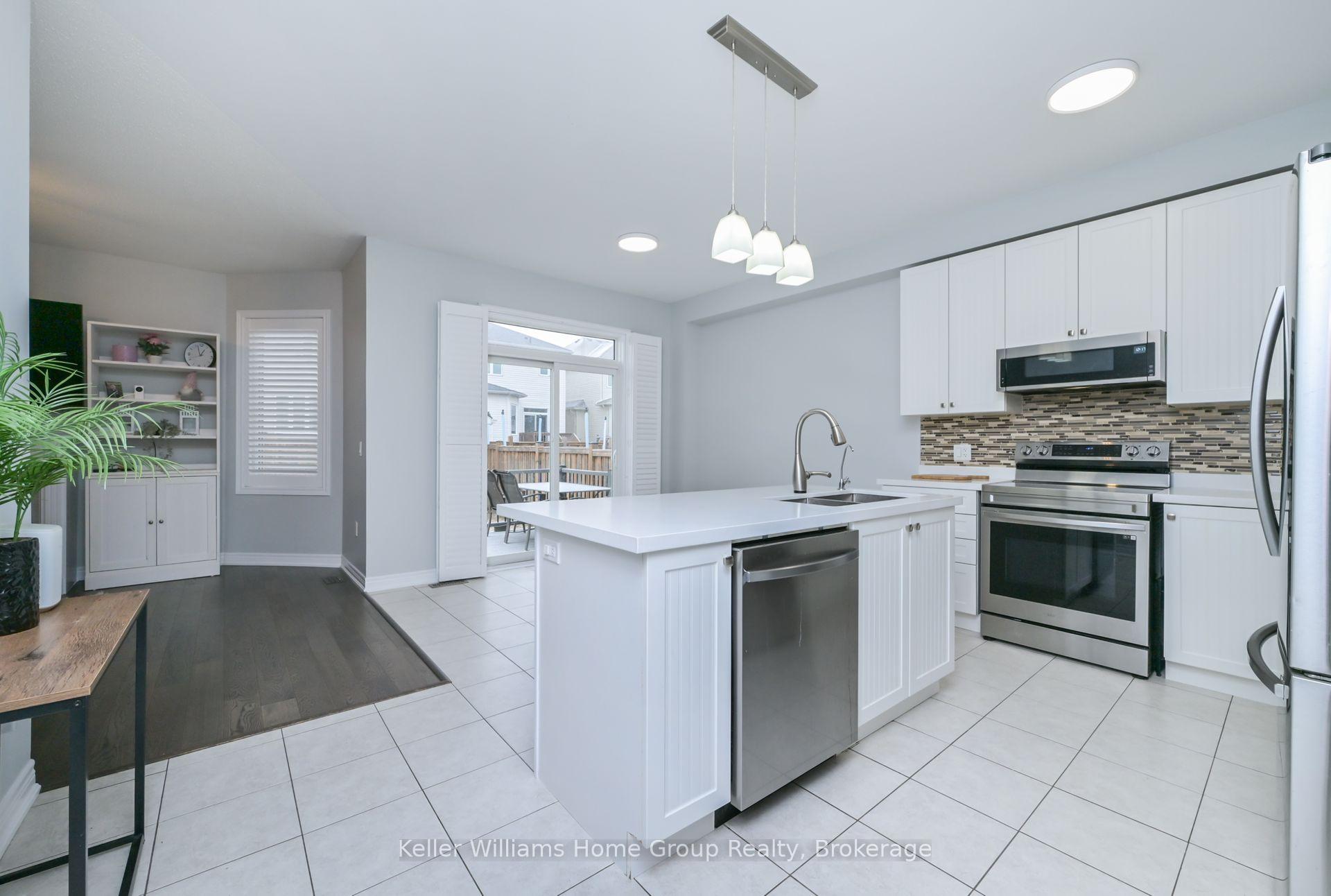 Photo 7 of 656 Armstrong Road, Shelburne — HOMEH