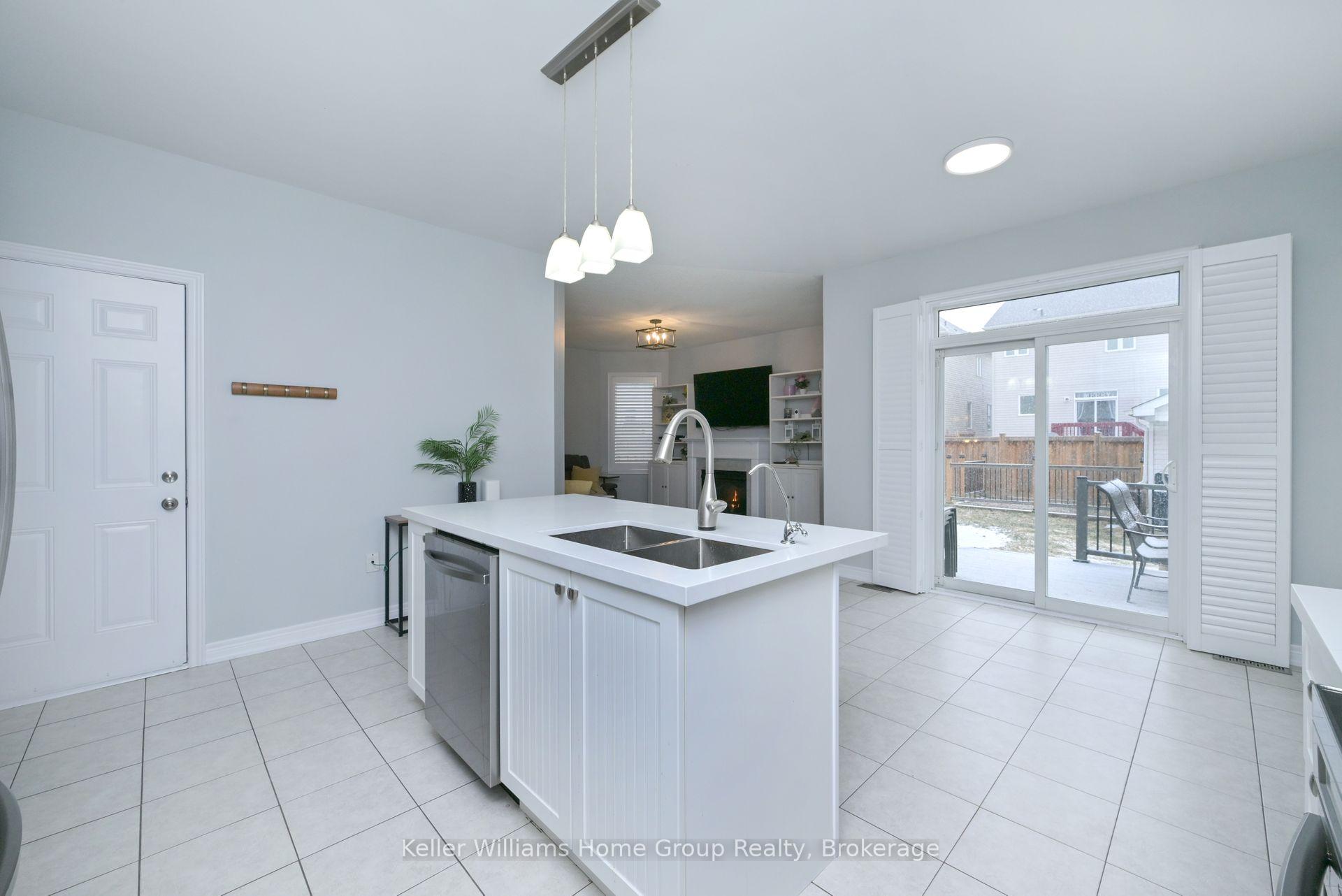 Photo 10 of 656 Armstrong Road, Shelburne — HOMEH