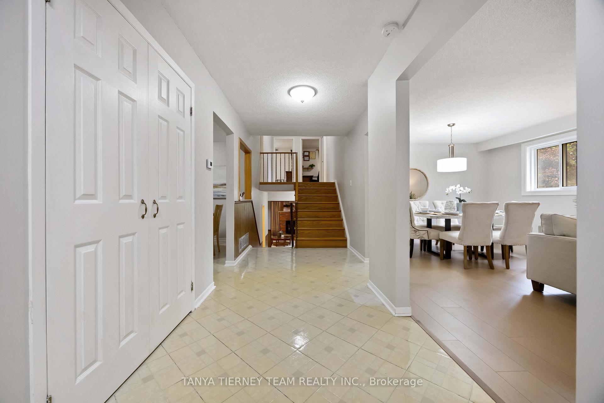 Photo 5 of 54 Chester Crescent, Scugog, Port Perry — HOMEH