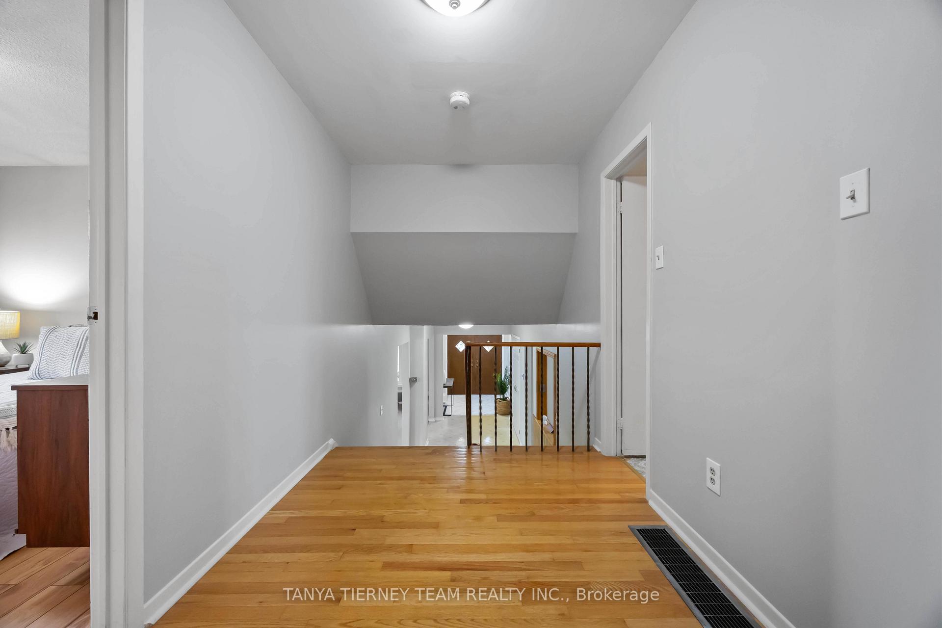 Photo 20 of 54 Chester Crescent, Scugog, Port Perry — HOMEH