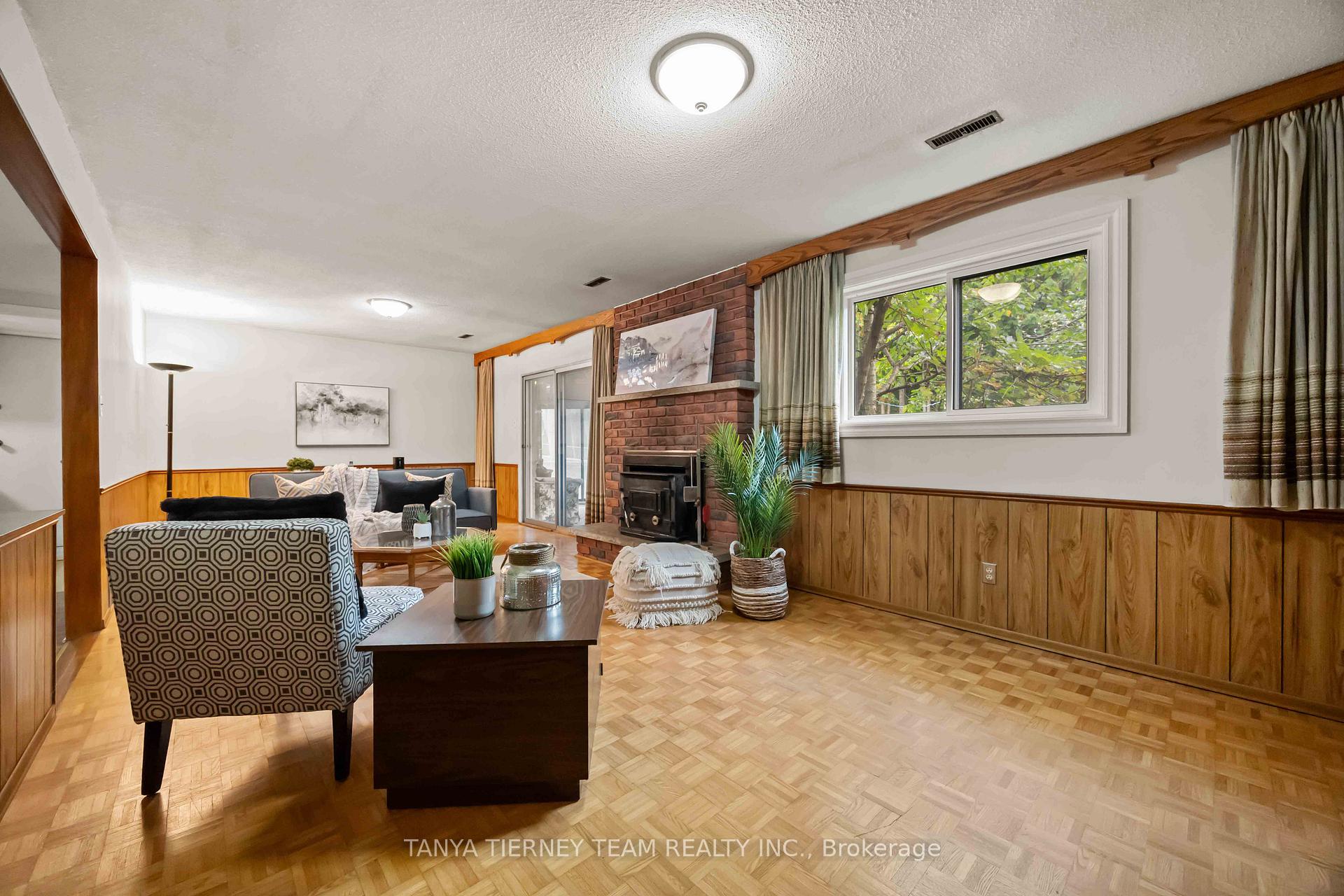 Photo 29 of 54 Chester Crescent, Scugog, Port Perry — HOMEH