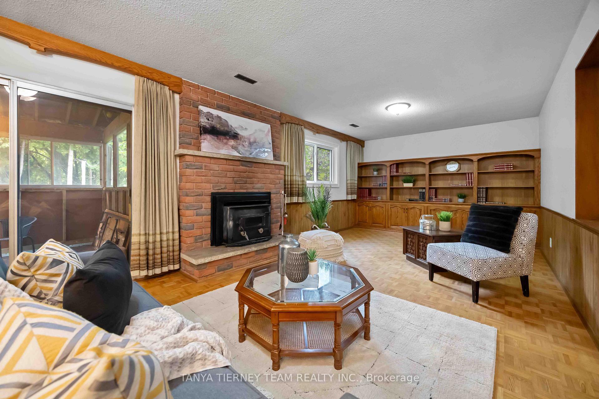Photo 32 of 54 Chester Crescent, Scugog, Port Perry — HOMEH