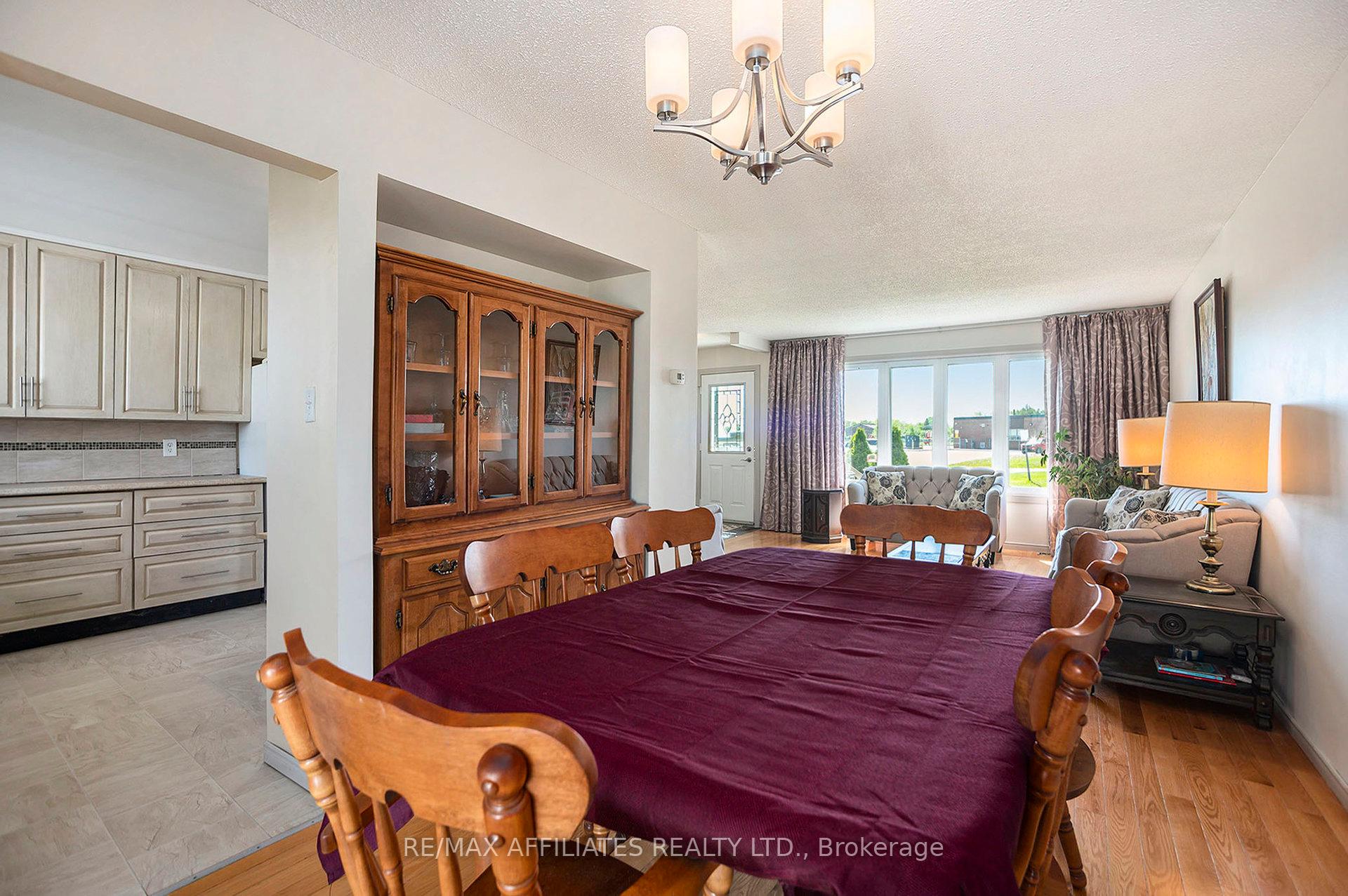 Photo 12 of 12 Ross Street E, Smiths Falls — HOMEH