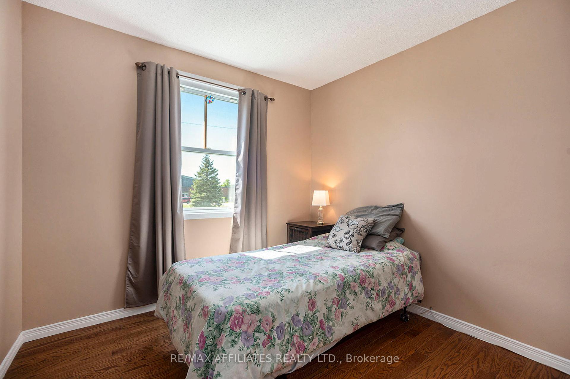 Photo 21 of 12 Ross Street E, Smiths Falls — HOMEH