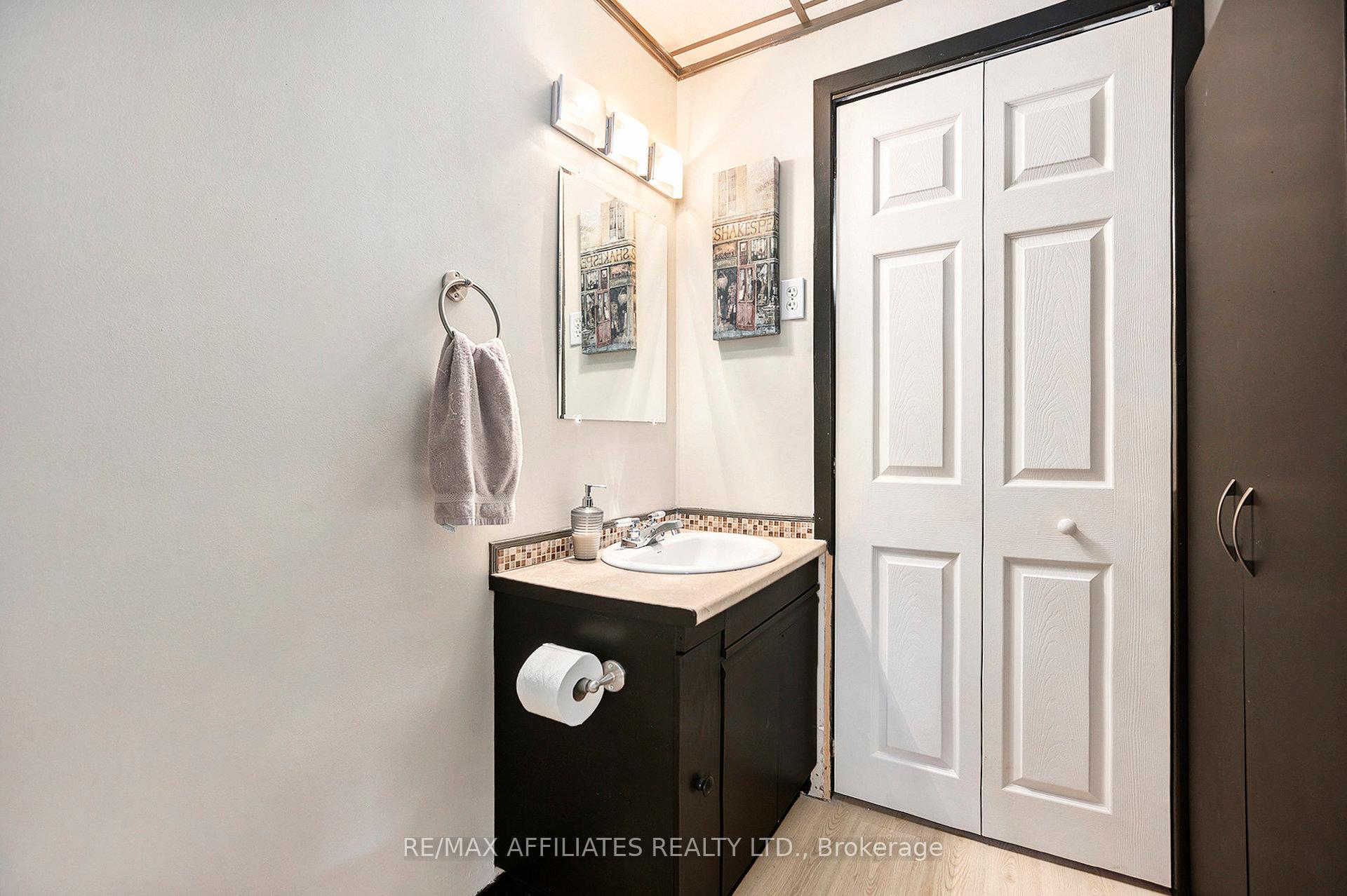 Photo 25 of 12 Ross Street E, Smiths Falls — HOMEH