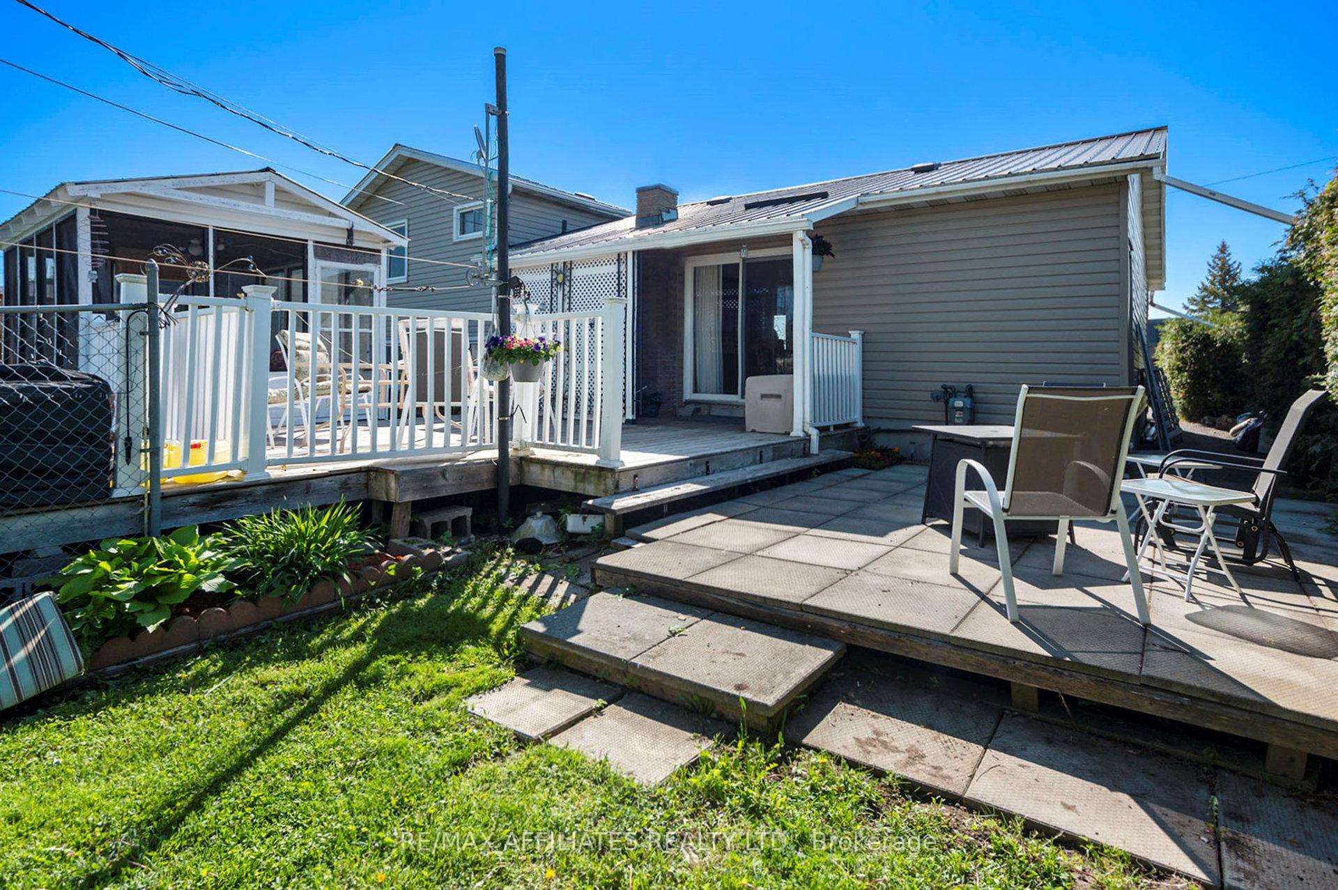 Photo 34 of 12 Ross Street E, Smiths Falls — HOMEH