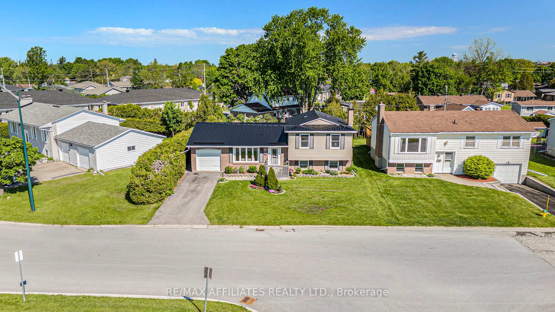 Photo 36 of 12 Ross Street E, Smiths Falls — HOMEH