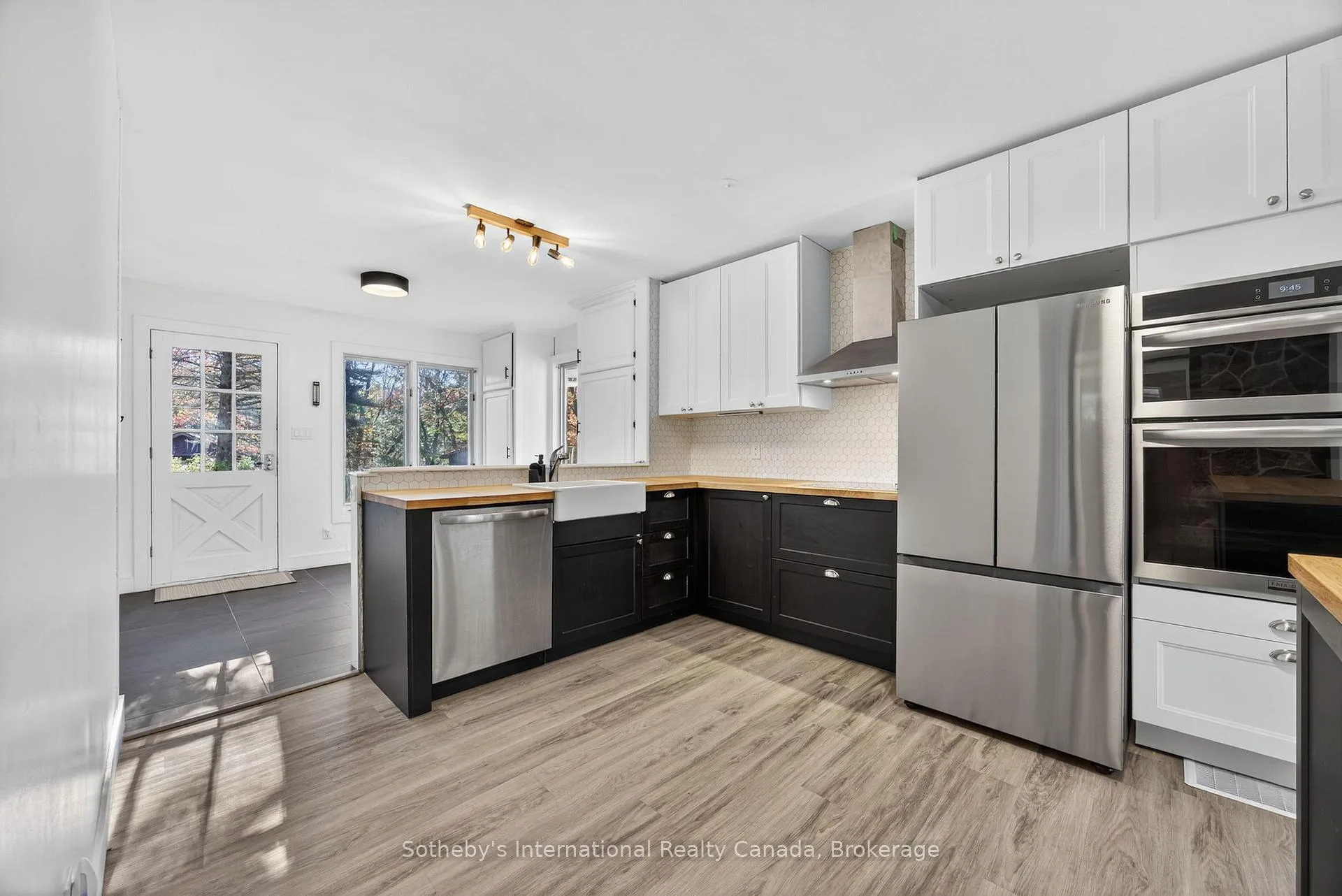 Photo 10 of 37 Browns Lake Road, Seguin — HOMEH