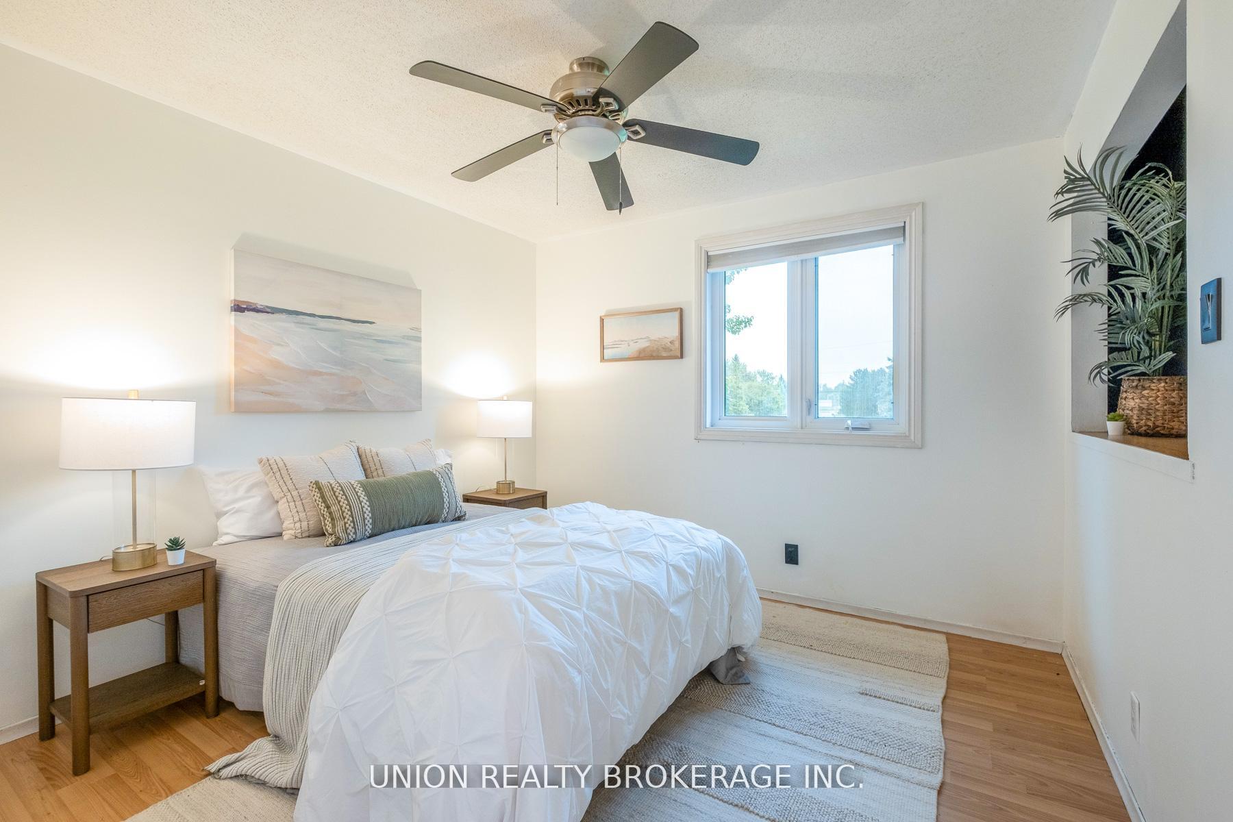 Photo 11 of 33 Carlan Drive, Scugog, Port Perry — HOMEH