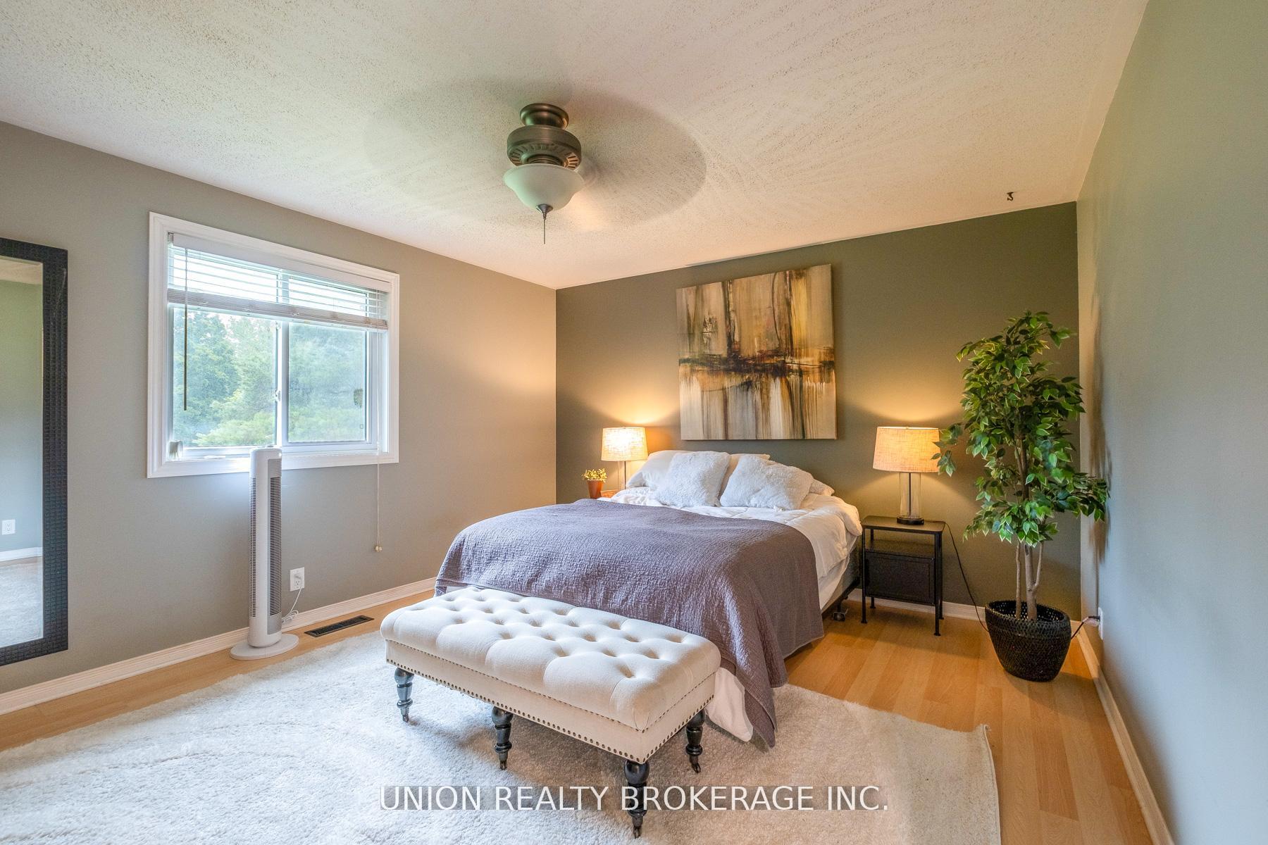 Photo 12 of 33 Carlan Drive, Scugog, Port Perry — HOMEH