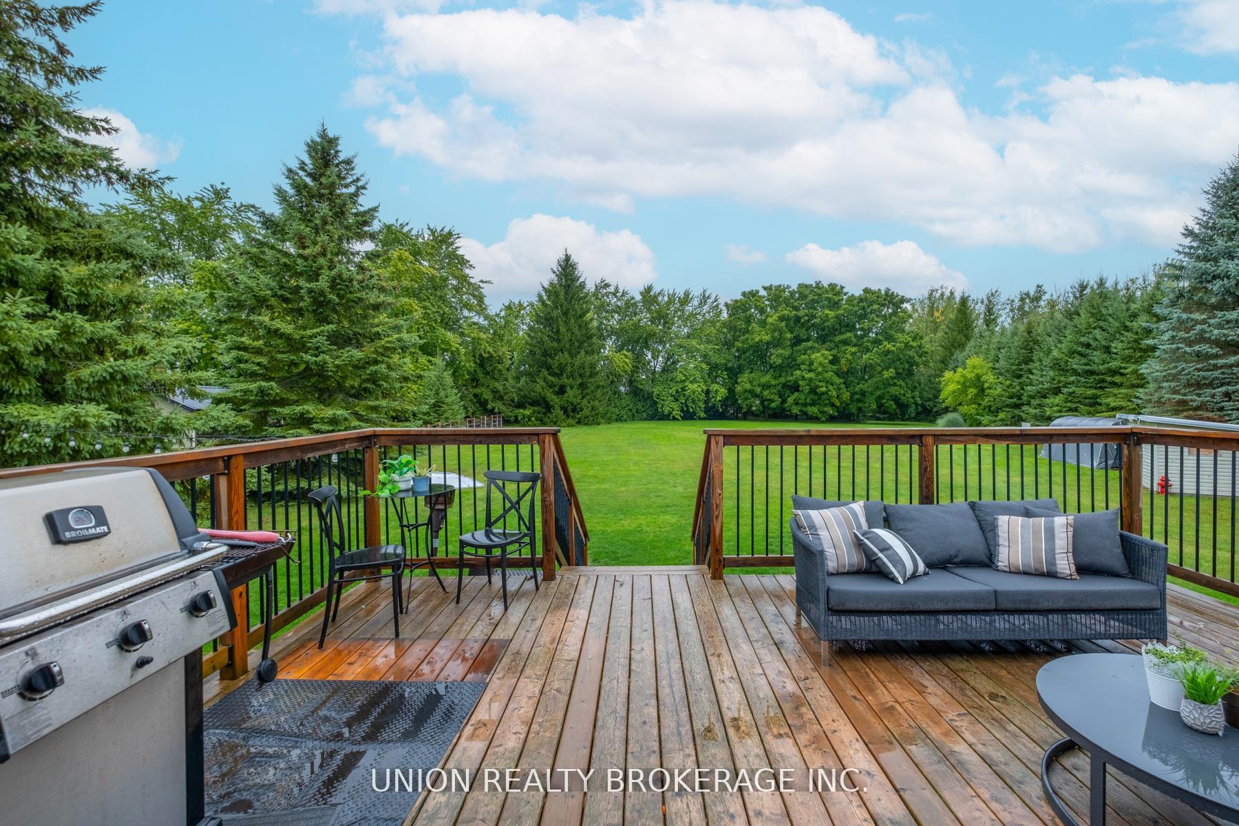 Photo 26 of 33 Carlan Drive, Scugog, Port Perry — HOMEH