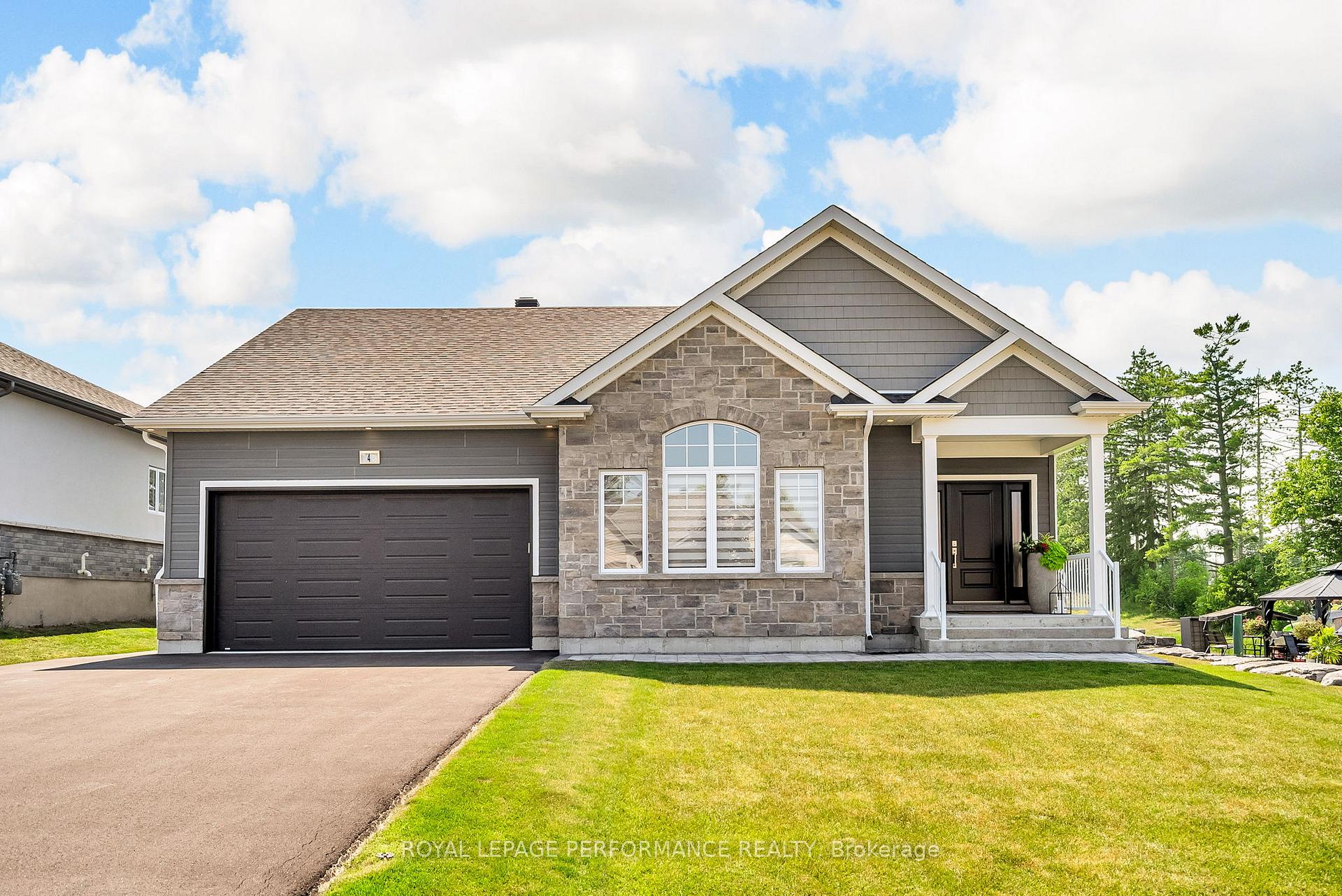 Front of 4 Matthew Kieran Crescent