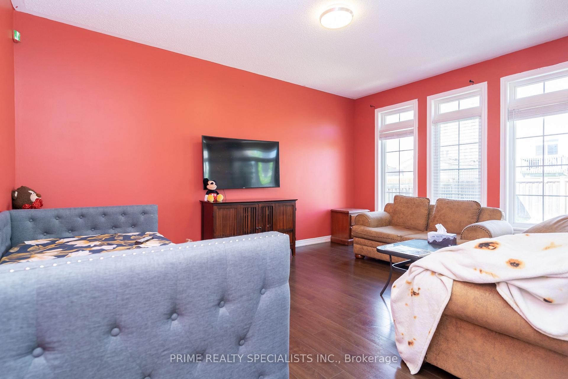 Photo 10 of 293 Johnson Drive, Shelburne — HOMEH