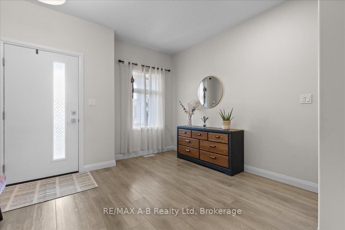 Photo 3 of 98 Rowe Avenue, South Huron, Exeter — HOMEH