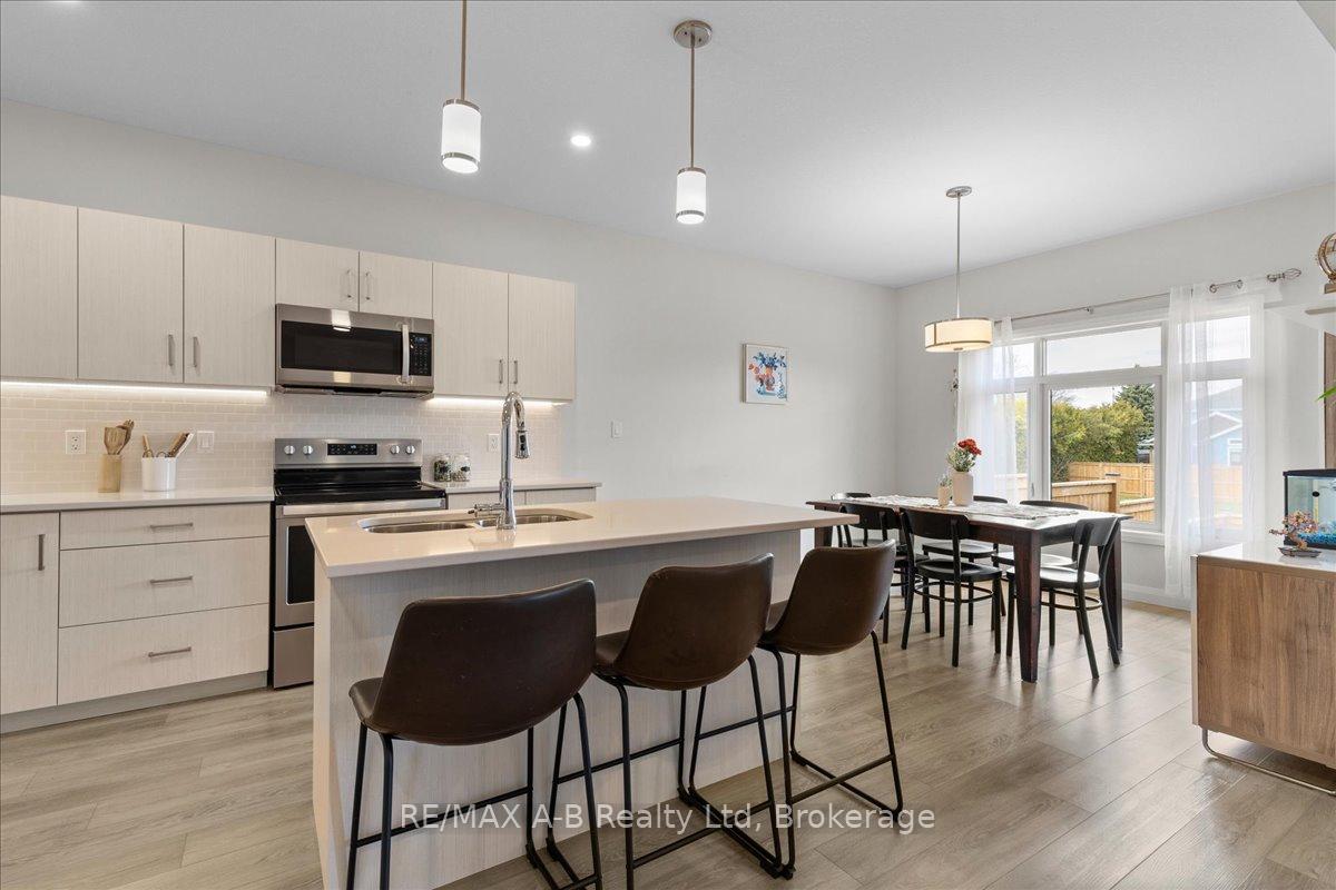 Photo 6 of 98 Rowe Avenue, South Huron, Exeter — HOMEH