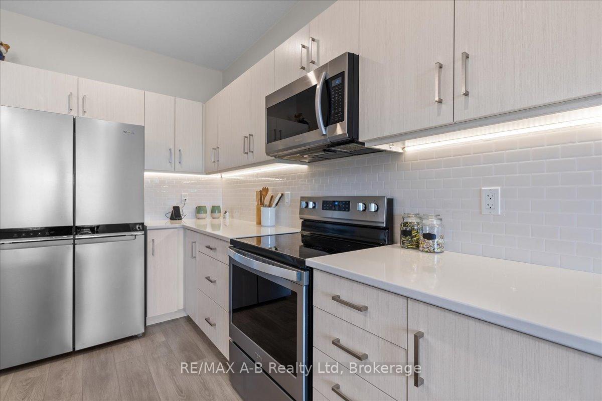 Photo 9 of 98 Rowe Avenue, South Huron, Exeter — HOMEH