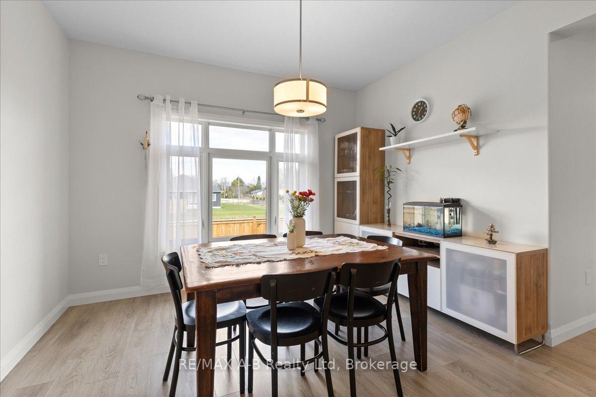 Photo 11 of 98 Rowe Avenue, South Huron, Exeter — HOMEH