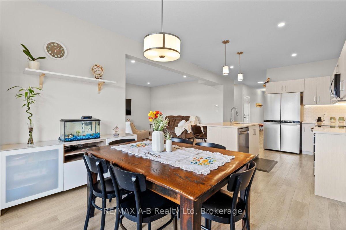 Photo 12 of 98 Rowe Avenue, South Huron, Exeter — HOMEH