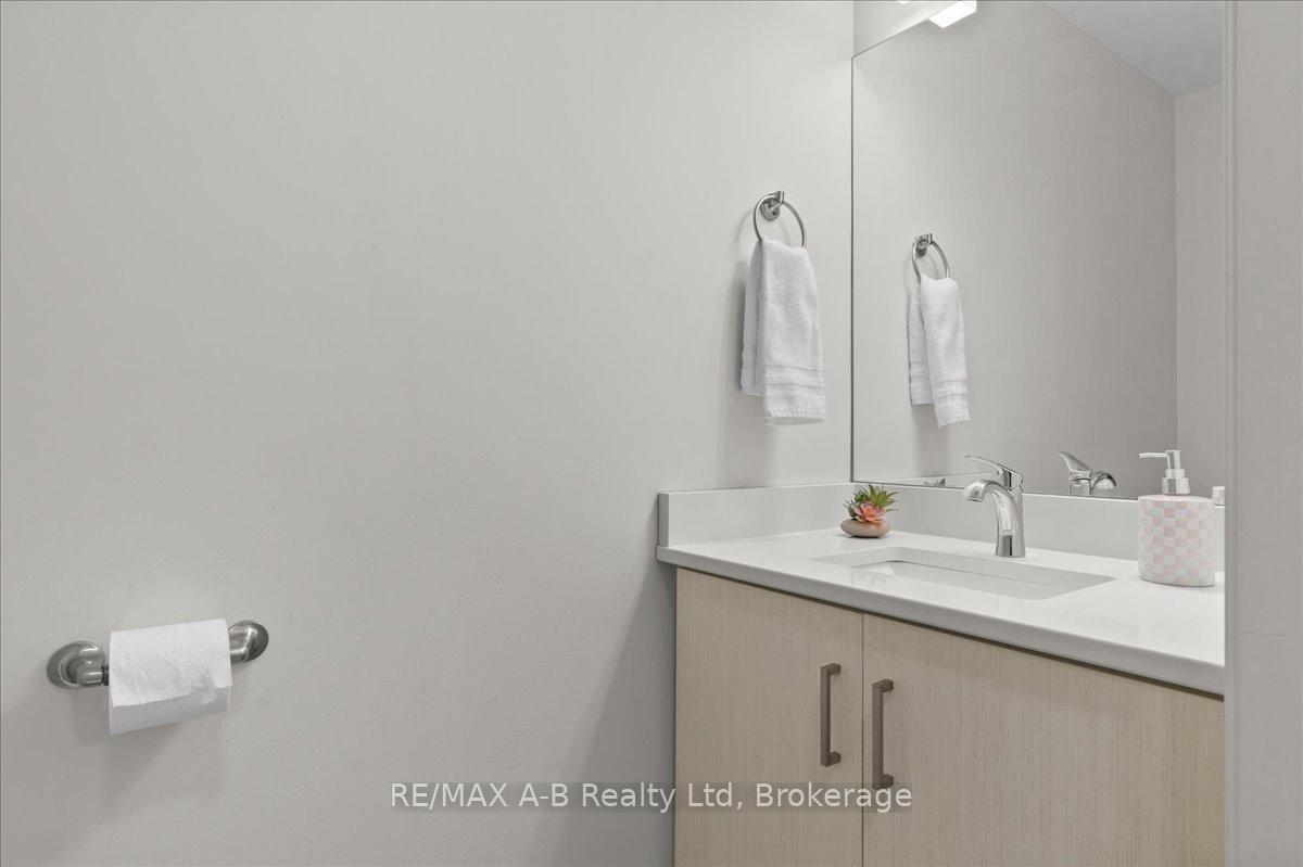 Photo 16 of 98 Rowe Avenue, South Huron, Exeter — HOMEH