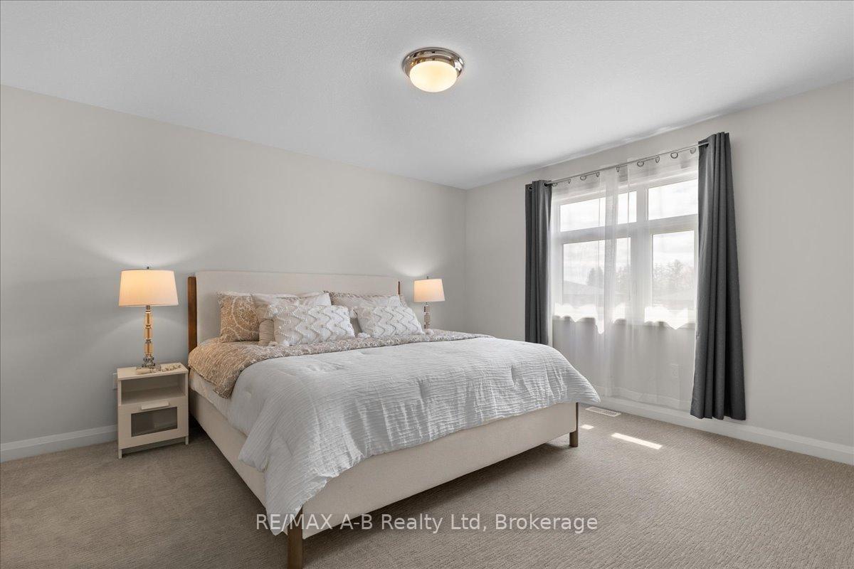 Photo 18 of 98 Rowe Avenue, South Huron, Exeter — HOMEH