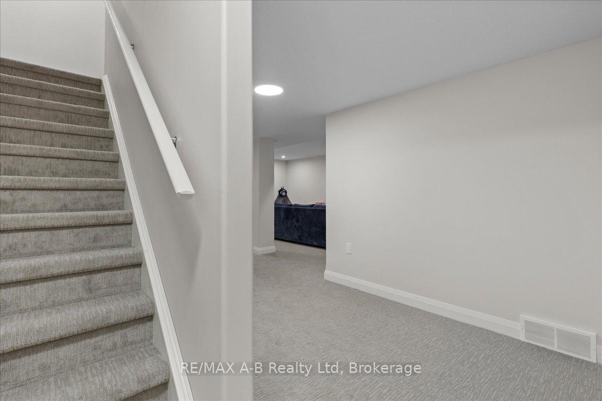 Photo 26 of 98 Rowe Avenue, South Huron, Exeter — HOMEH
