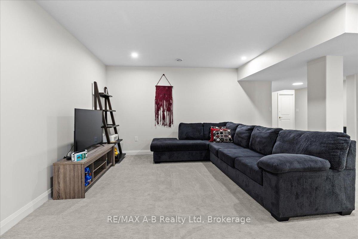Photo 28 of 98 Rowe Avenue, South Huron, Exeter — HOMEH