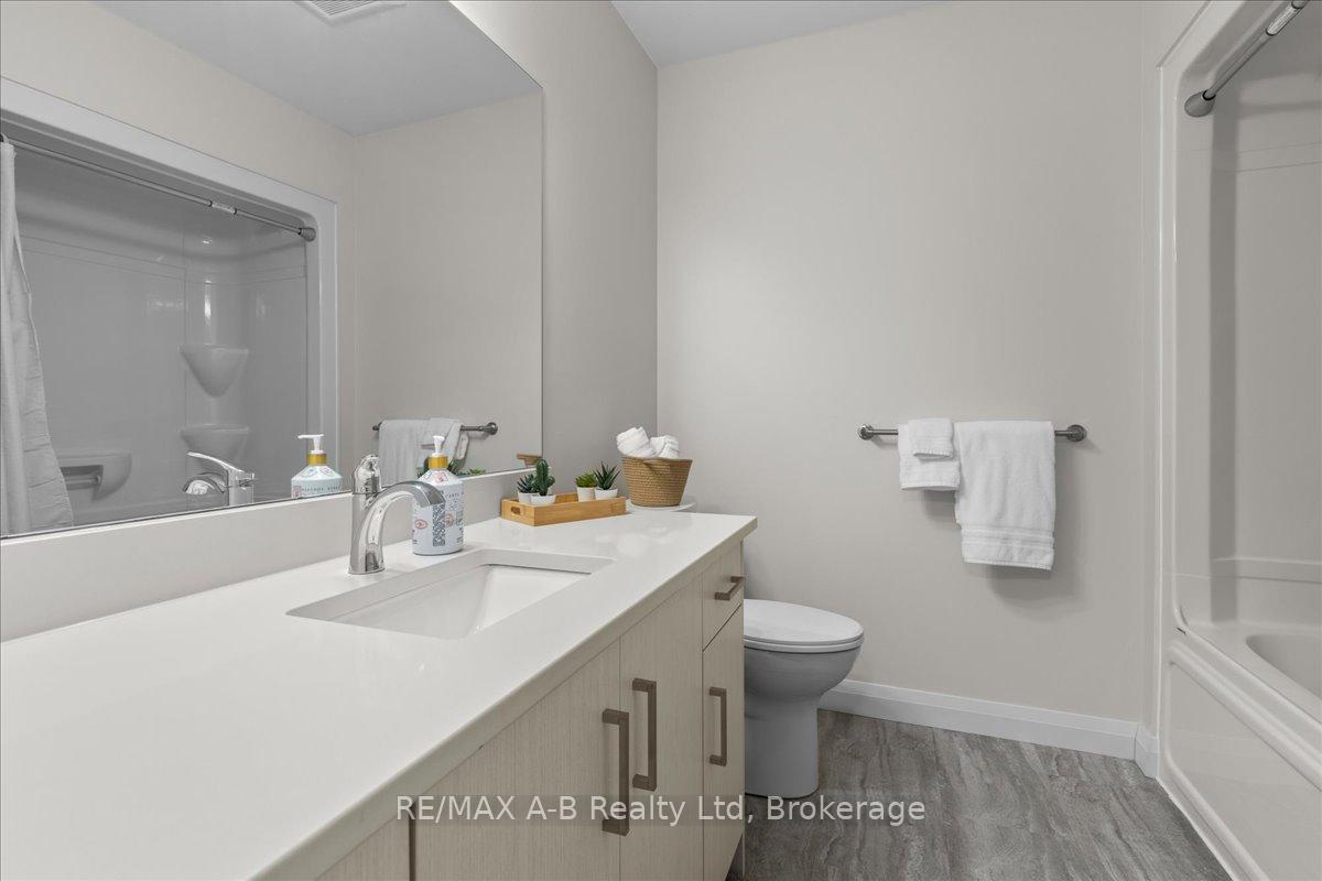 Photo 31 of 98 Rowe Avenue, South Huron, Exeter — HOMEH