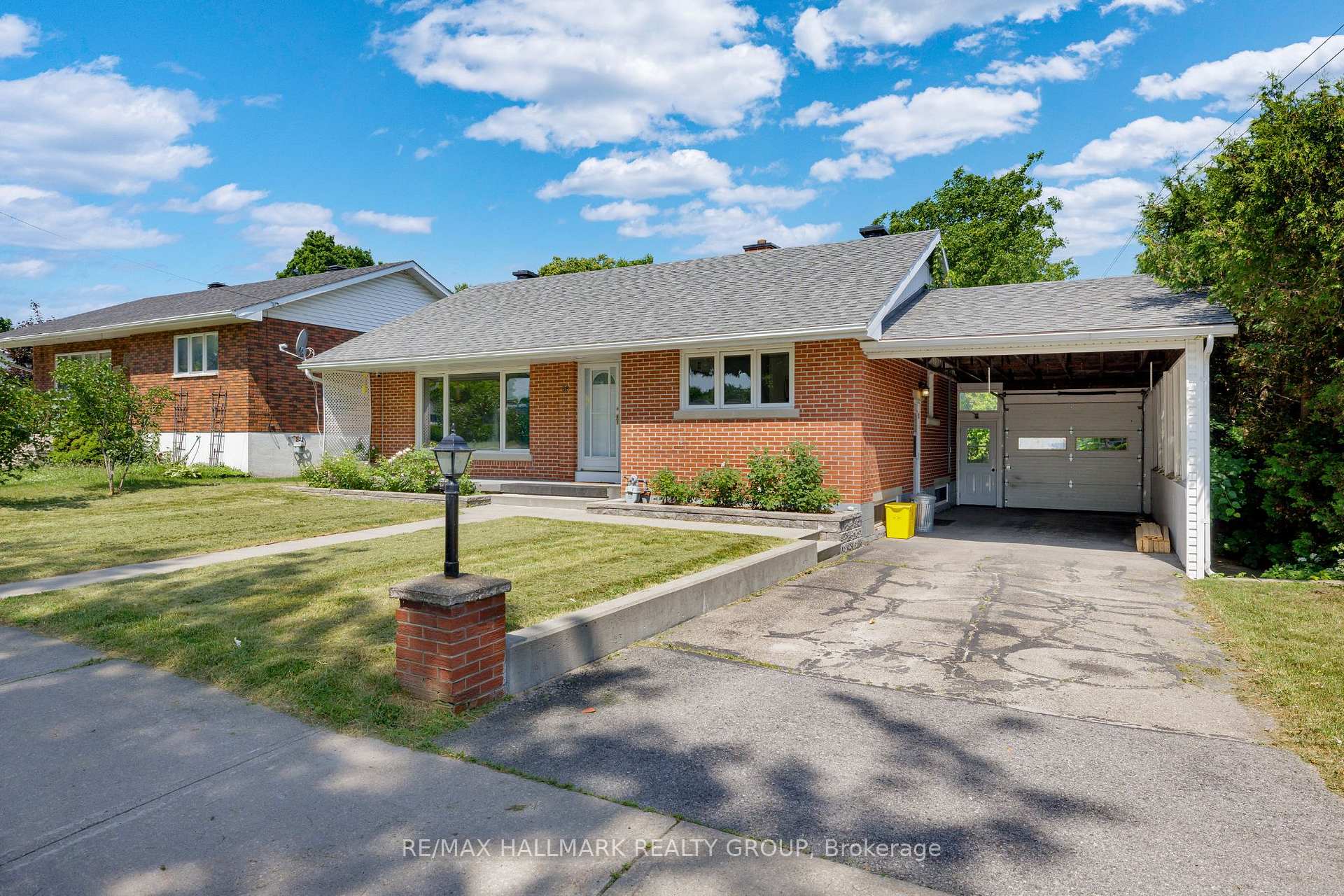 Photo 1 of 66 Broadview Avenue E, Smiths Falls — HOMEH