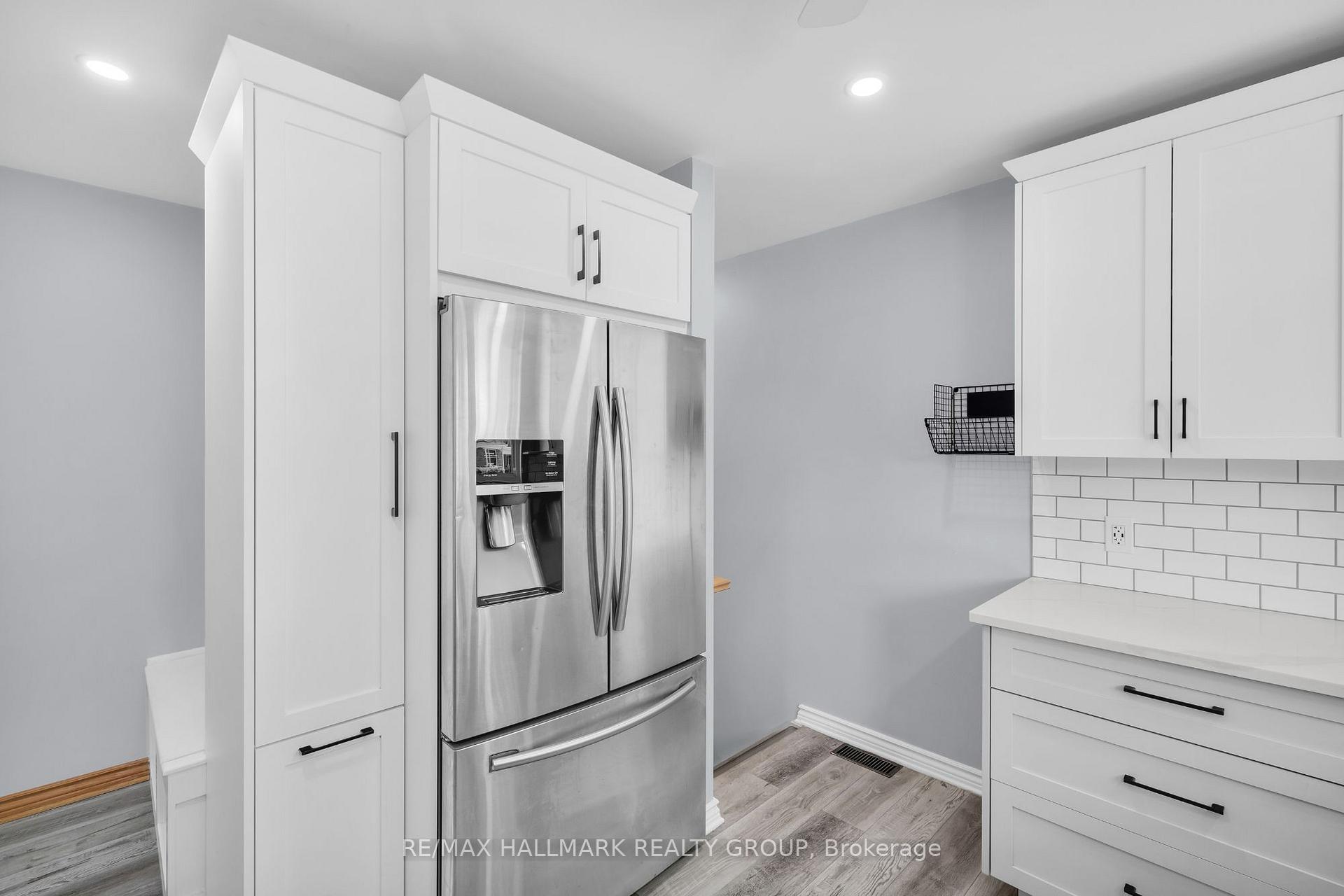 Photo 10 of 66 Broadview Avenue E, Smiths Falls — HOMEH
