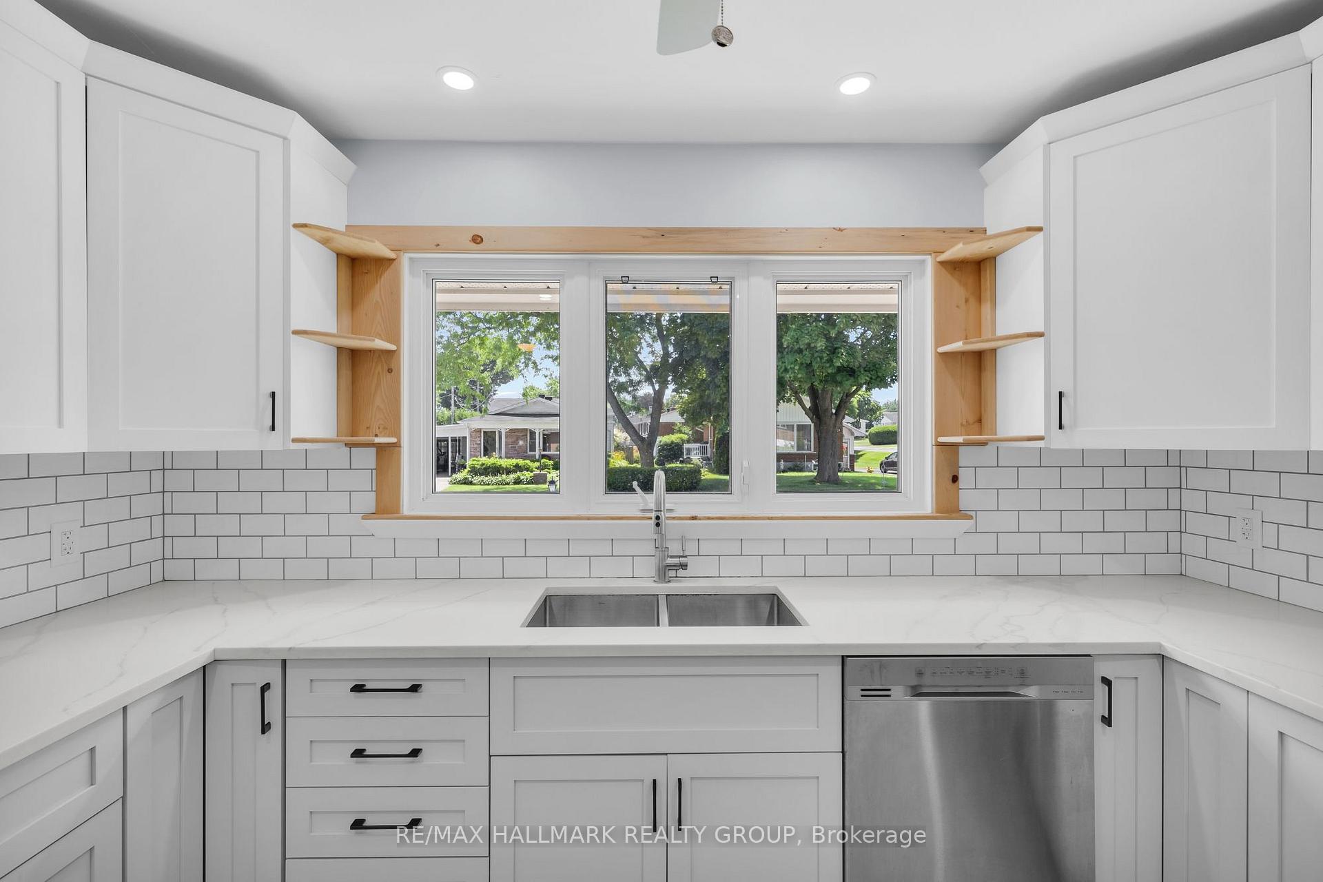 Photo 15 of 66 Broadview Avenue E, Smiths Falls — HOMEH